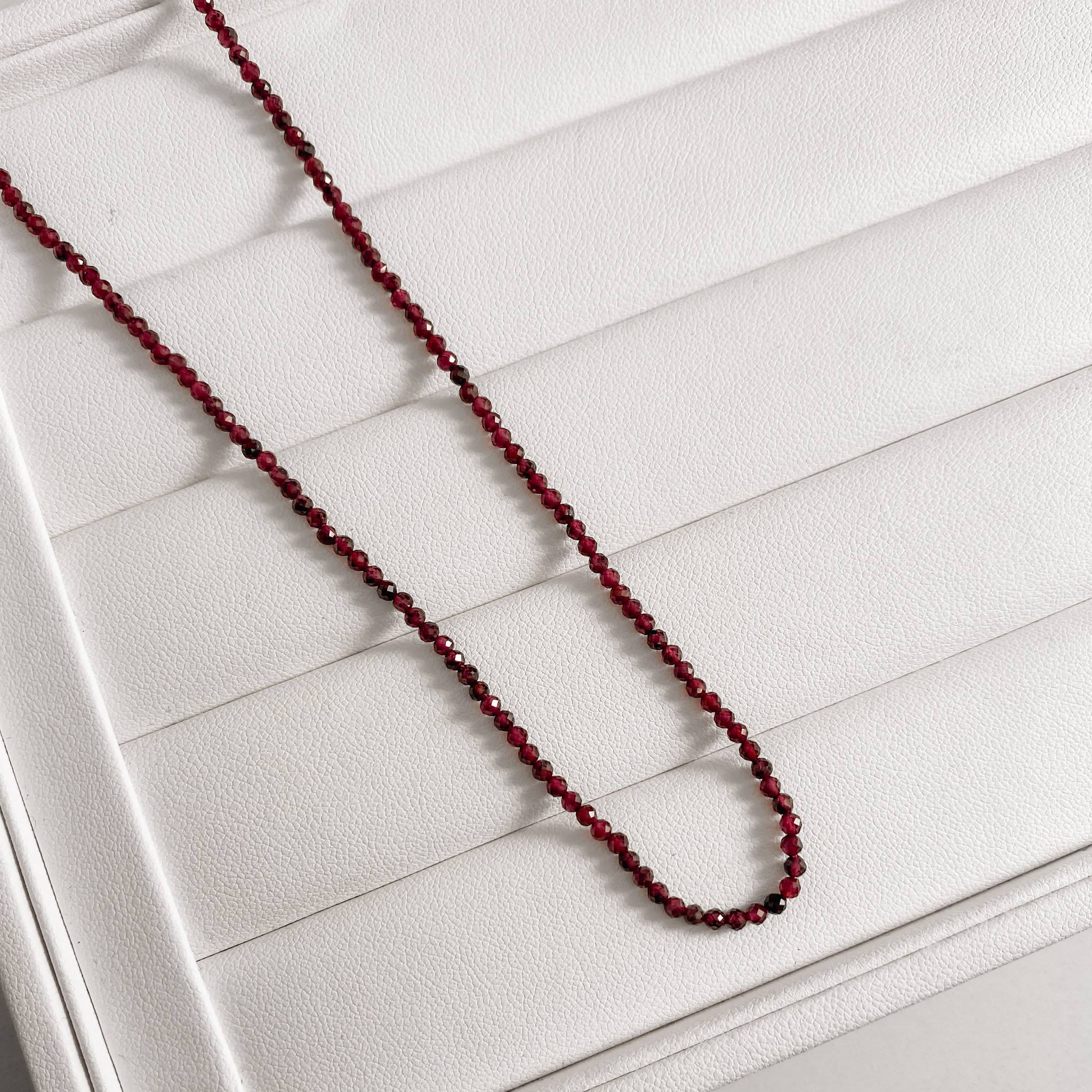 Choker bolas zircônias 2mm granada