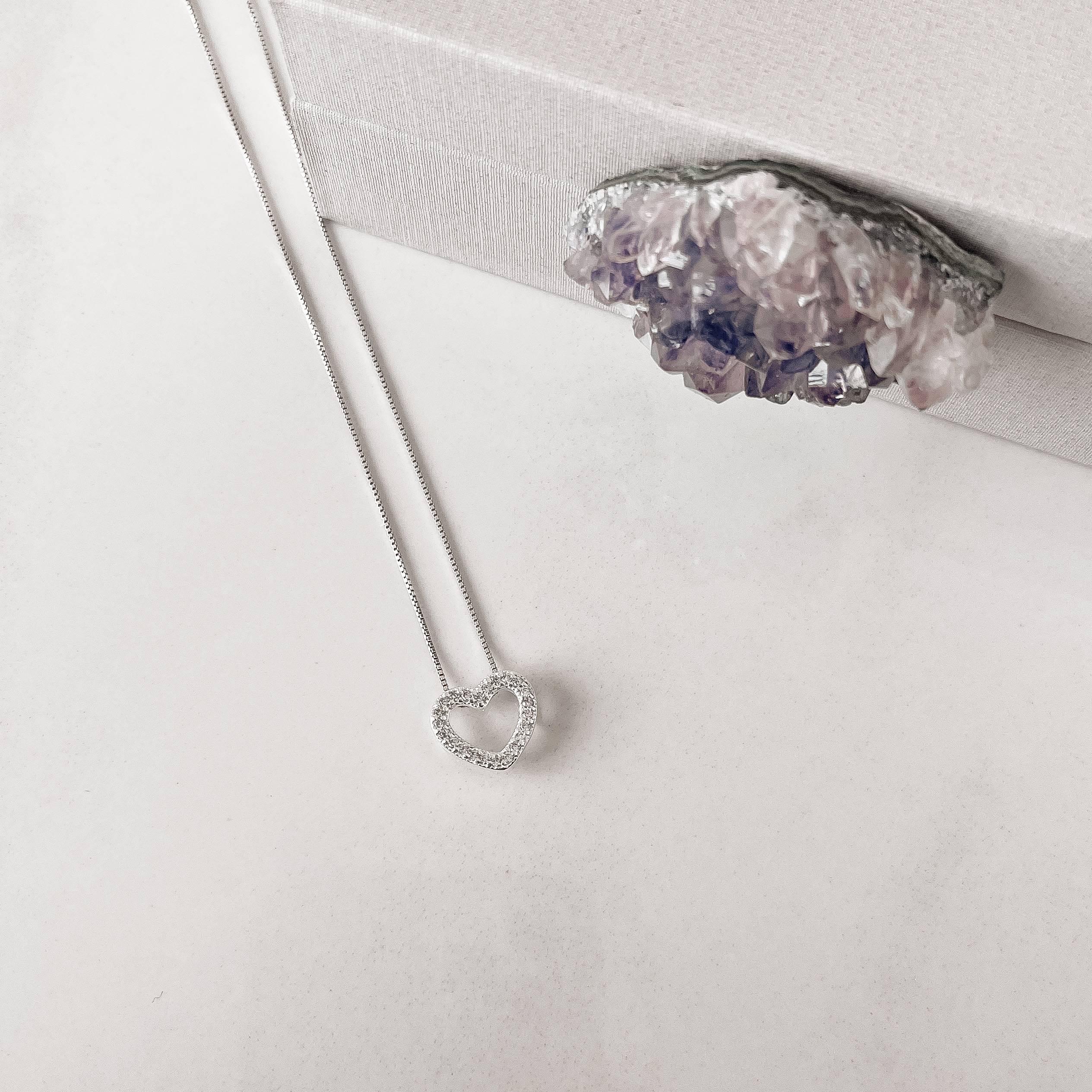 Imagem Secundária Colar coração vazado cravejado passante 12mm 45cm