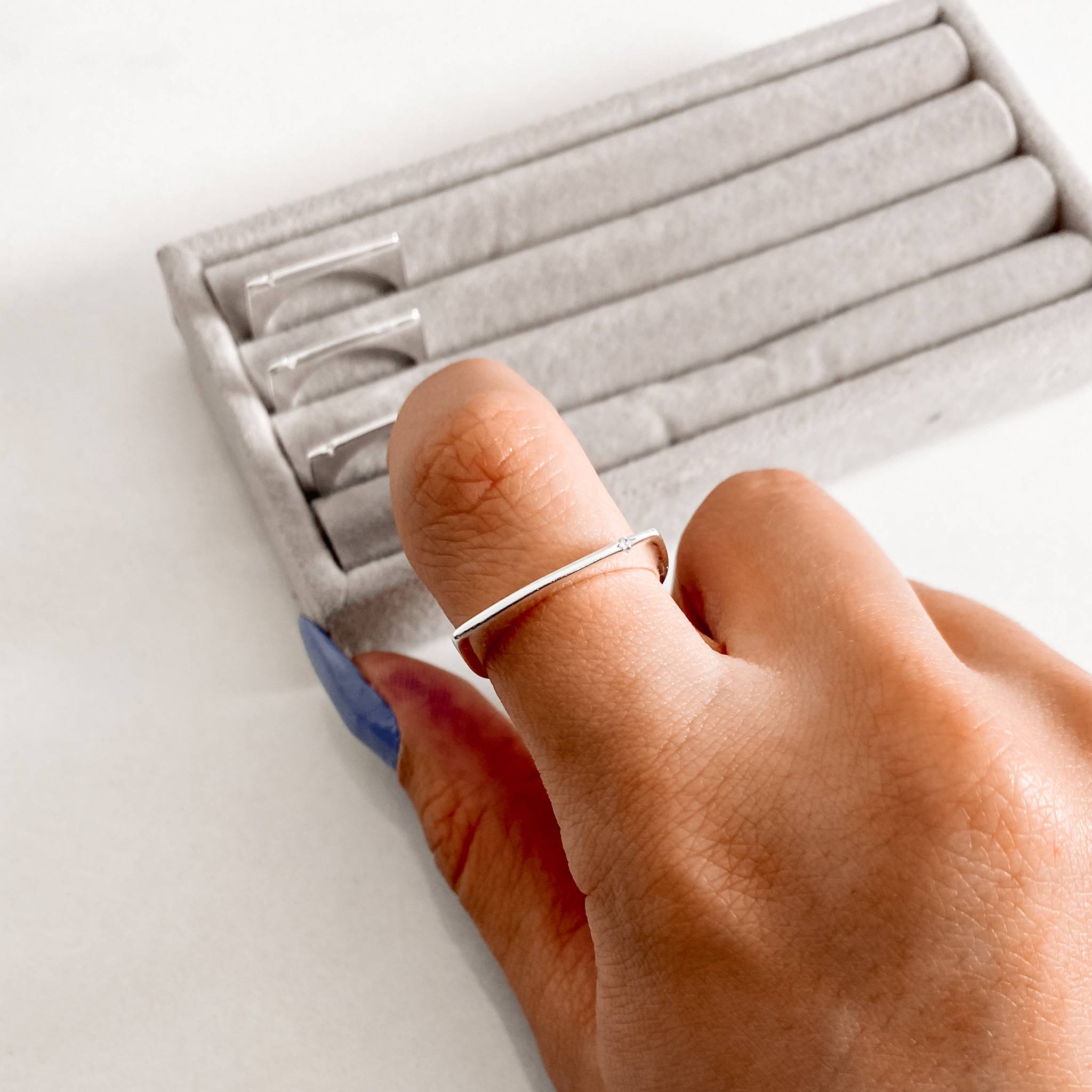 Imagem Secundária Anel reto detalhe zircônia