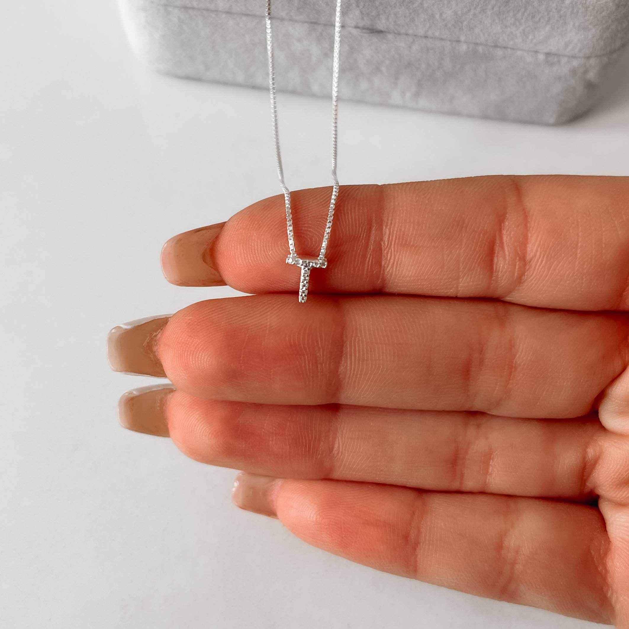 Imagem Colar letra T cravejada 6mm 45cm