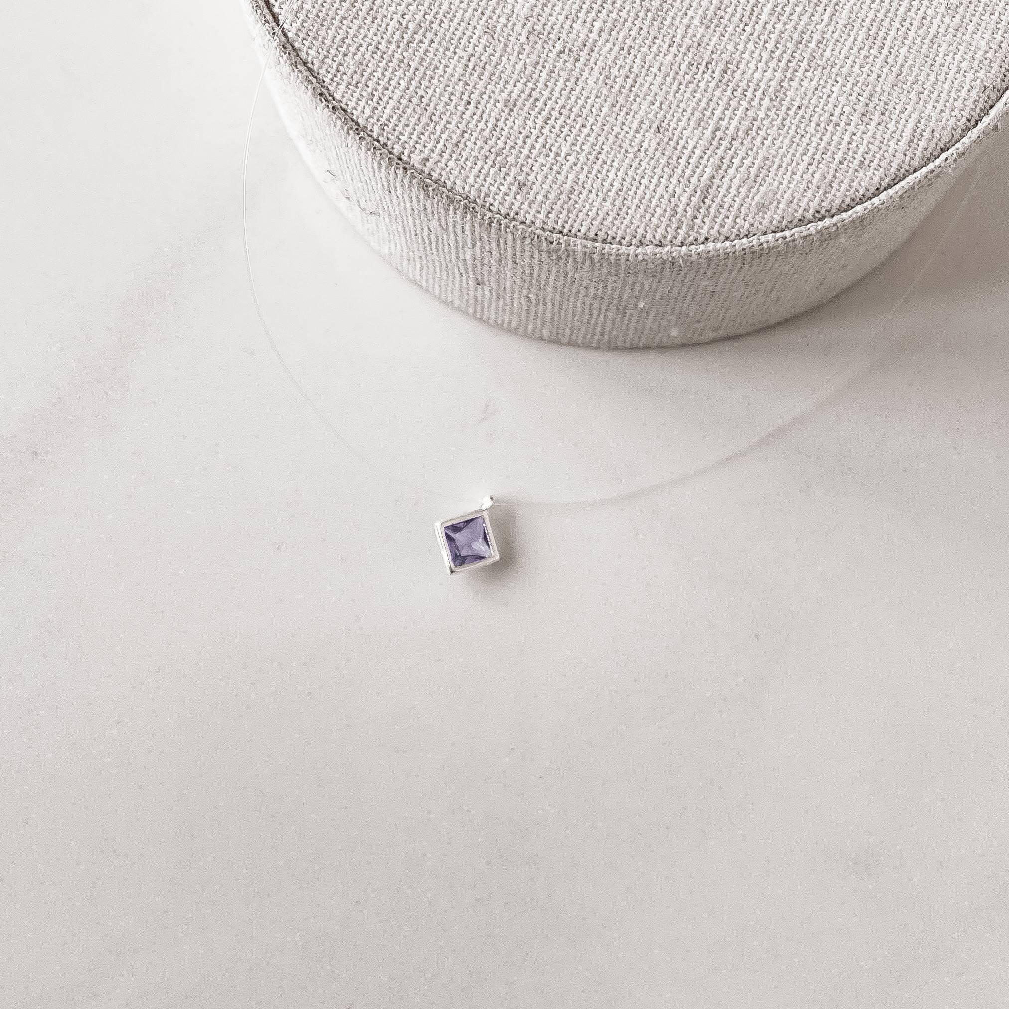 Colar nylon zircônia losango lilás 6mm 40cm