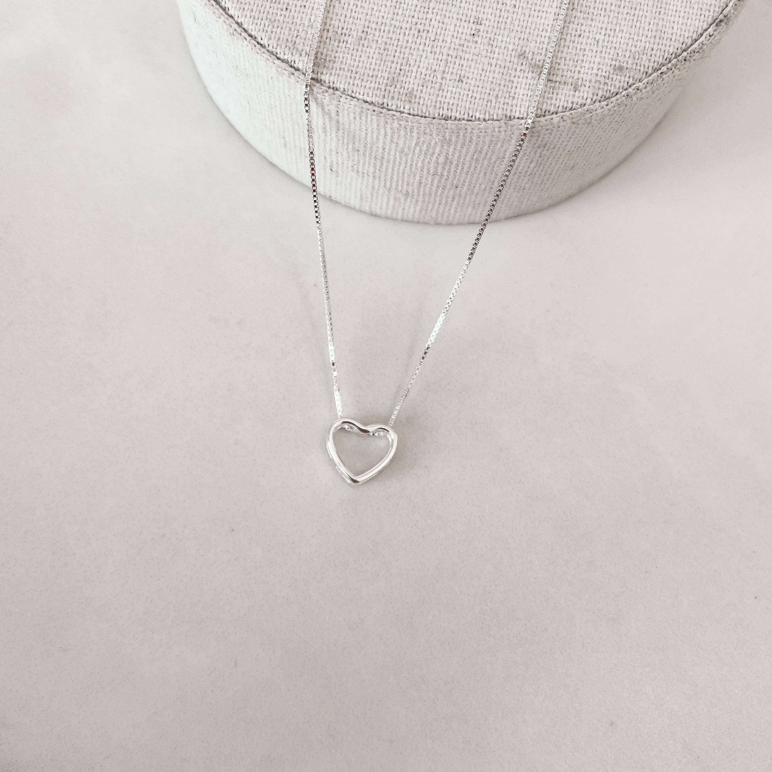 Colar coração vazado 11mm 45cm