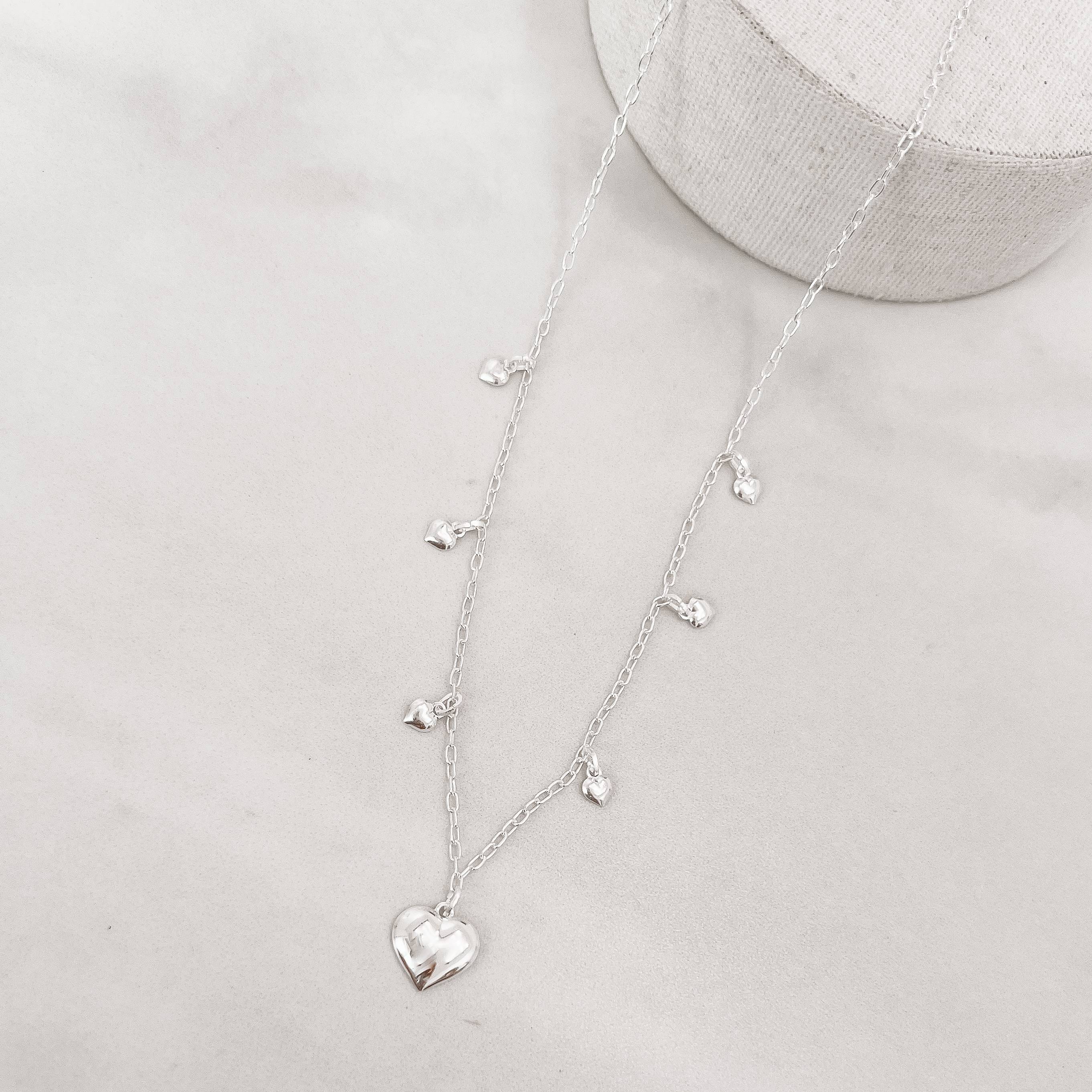 Imagem Colar pingentes coração 11mm e mini corações 40+5cm