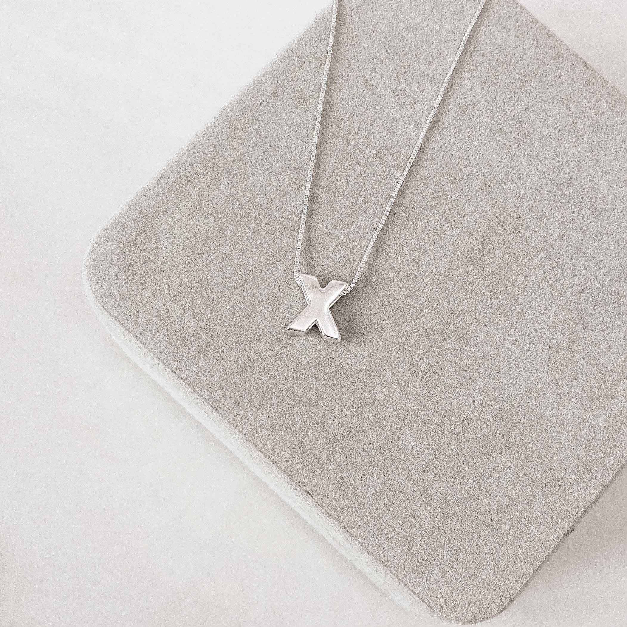 Imagem Secundária Colar letra X 9mm 45cm