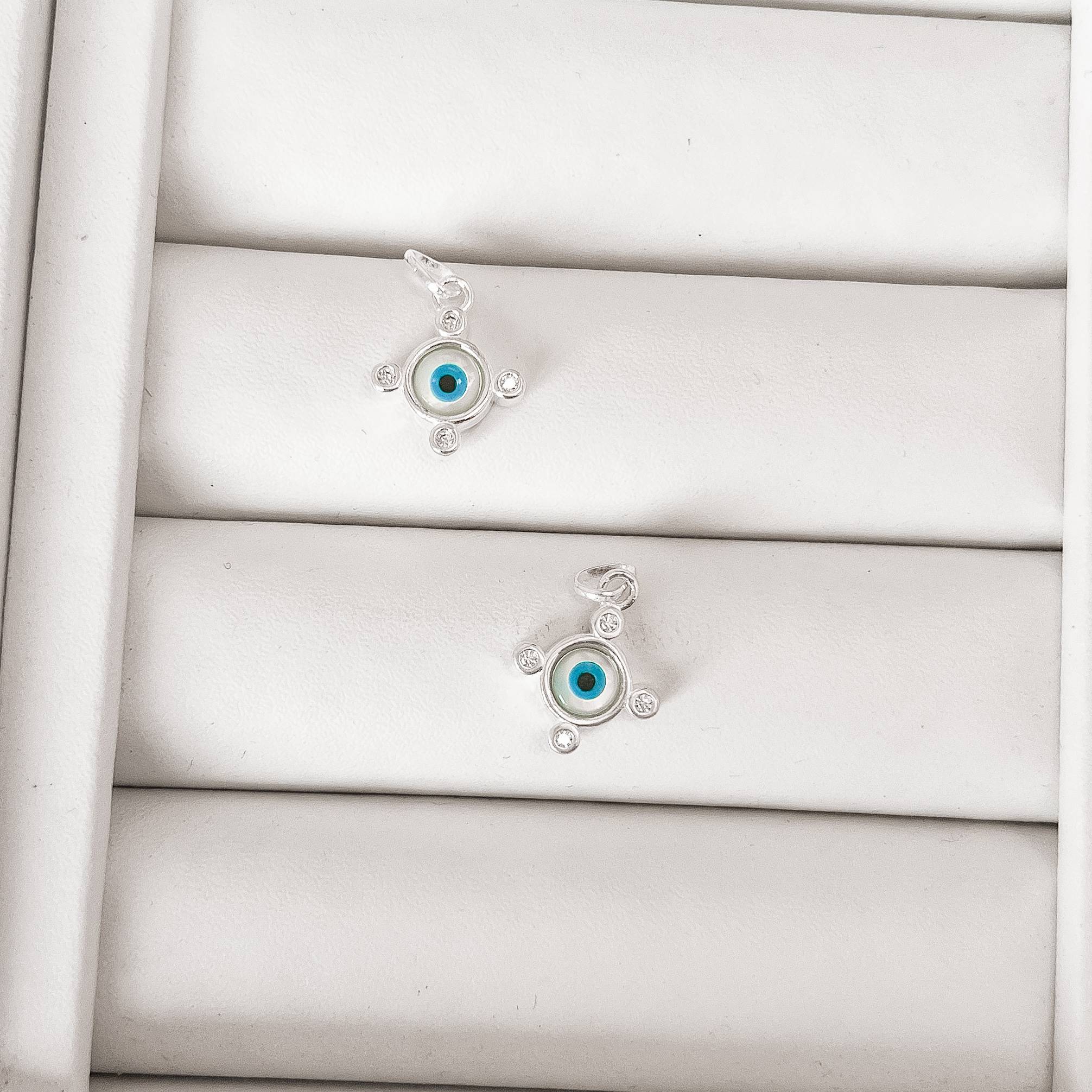 Imagem Secundária Pingente olho grego madrepérola com zircônias 13mm