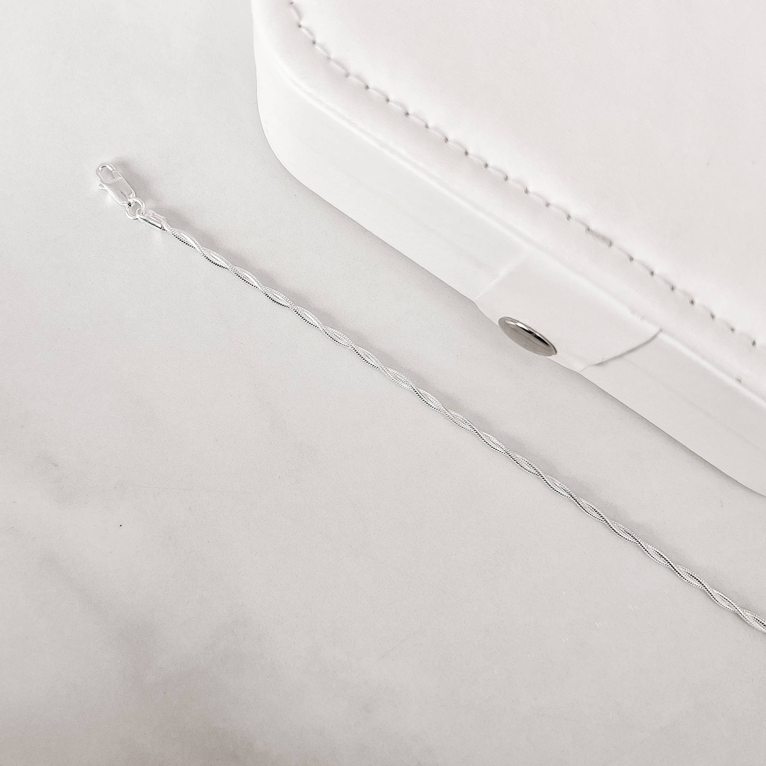 Pulseira corrente rabo de rato trançada 2 fios 2.5