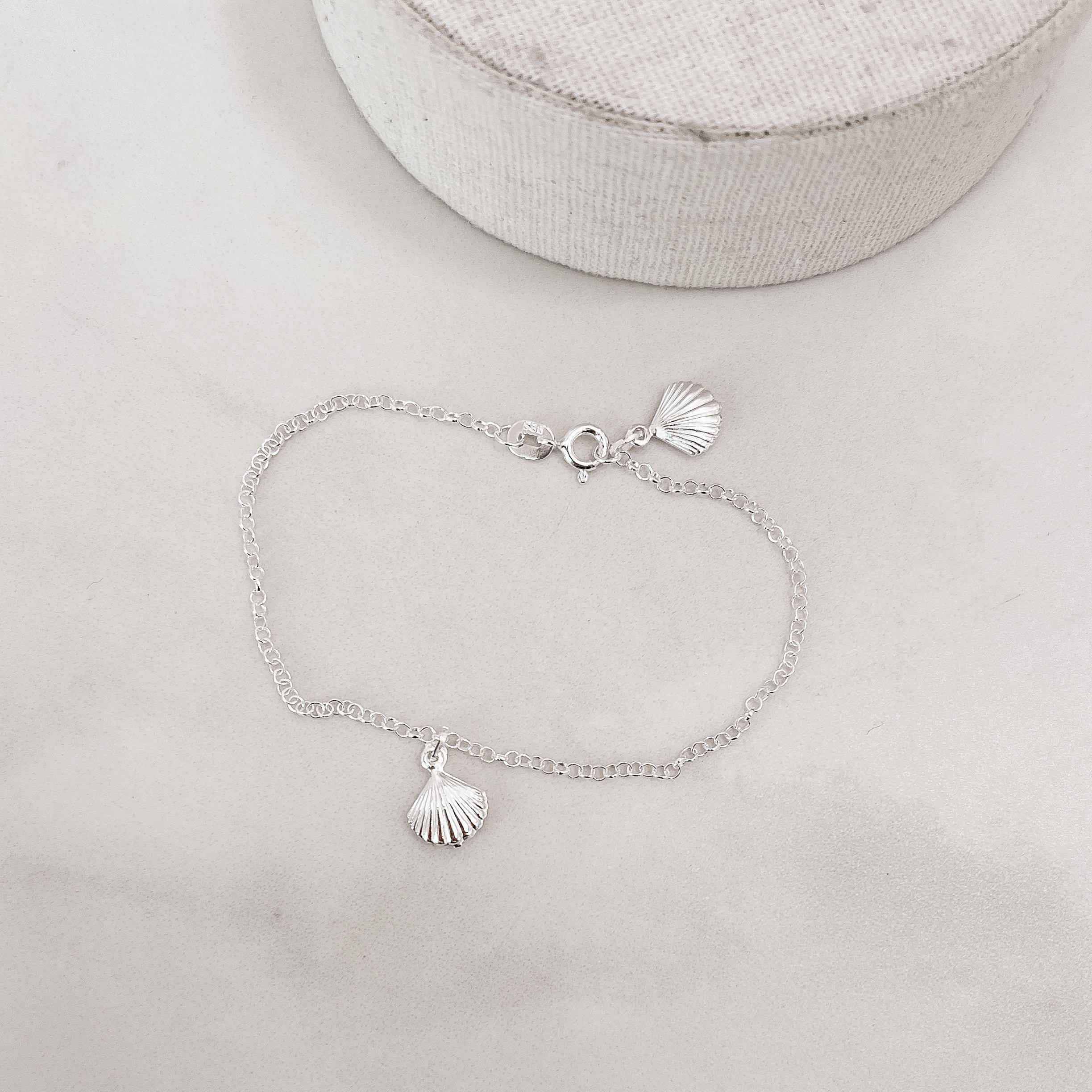 Pulseira pingente concha corrente elo português