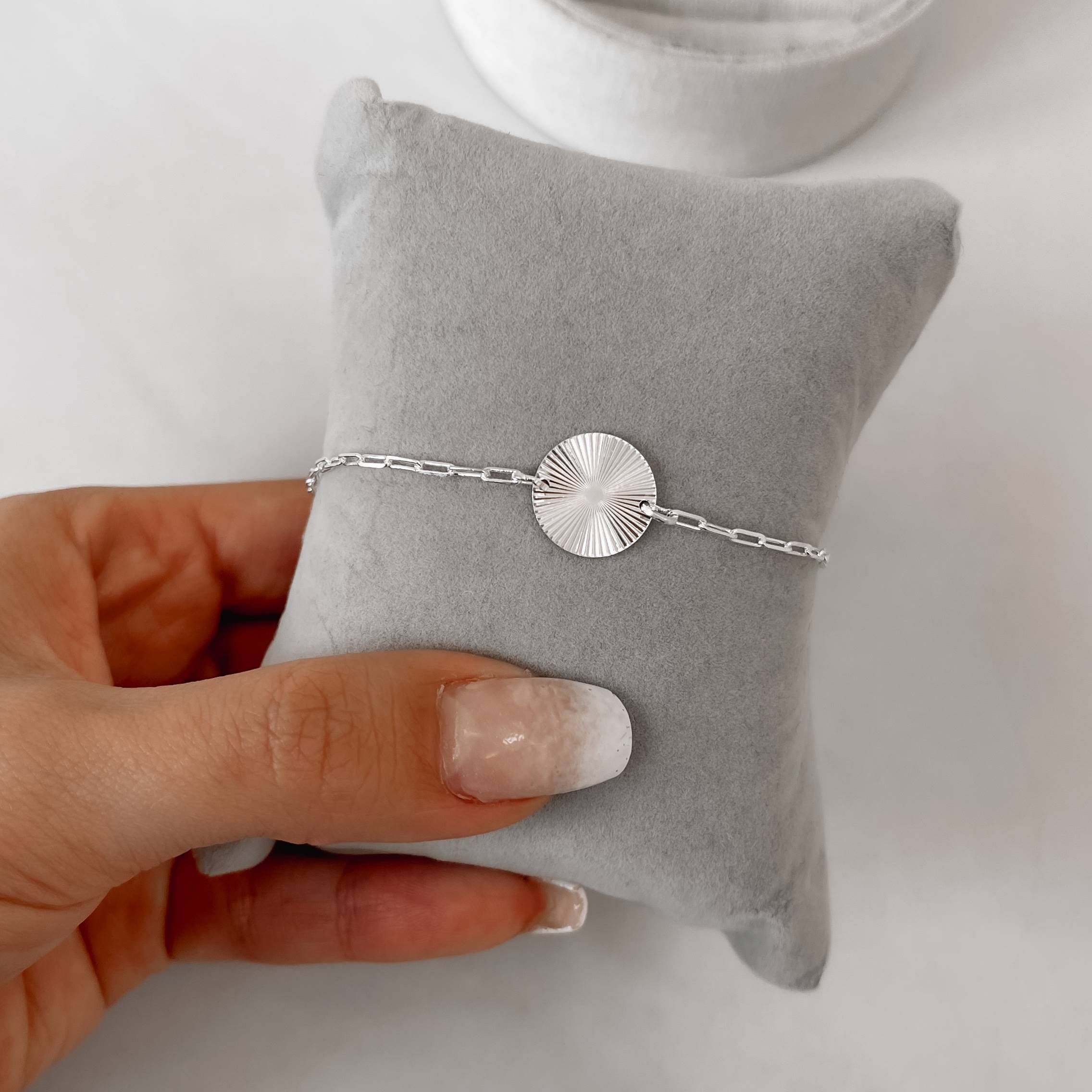 Imagem Secundária Pulseira entremeio medalha com vinco 13mm