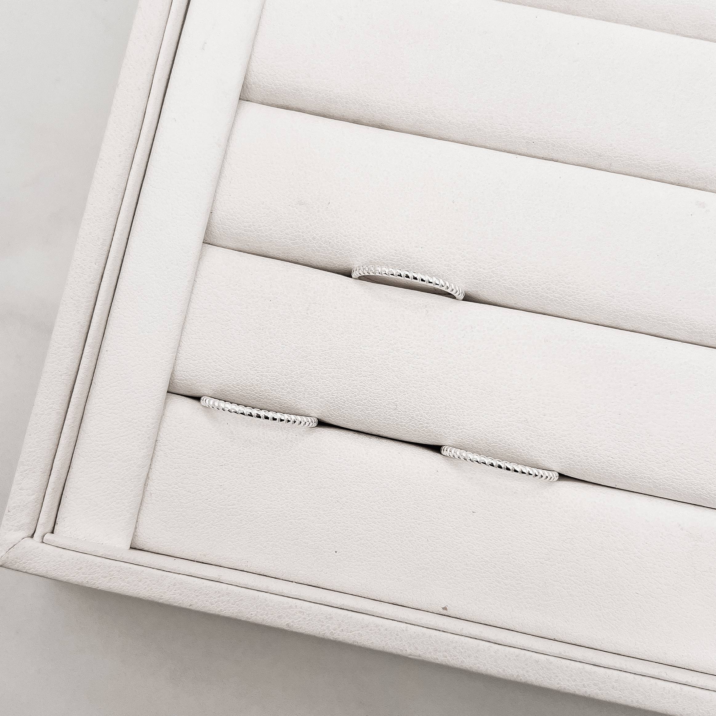 Imagem Secundária Anel detalhe riscado