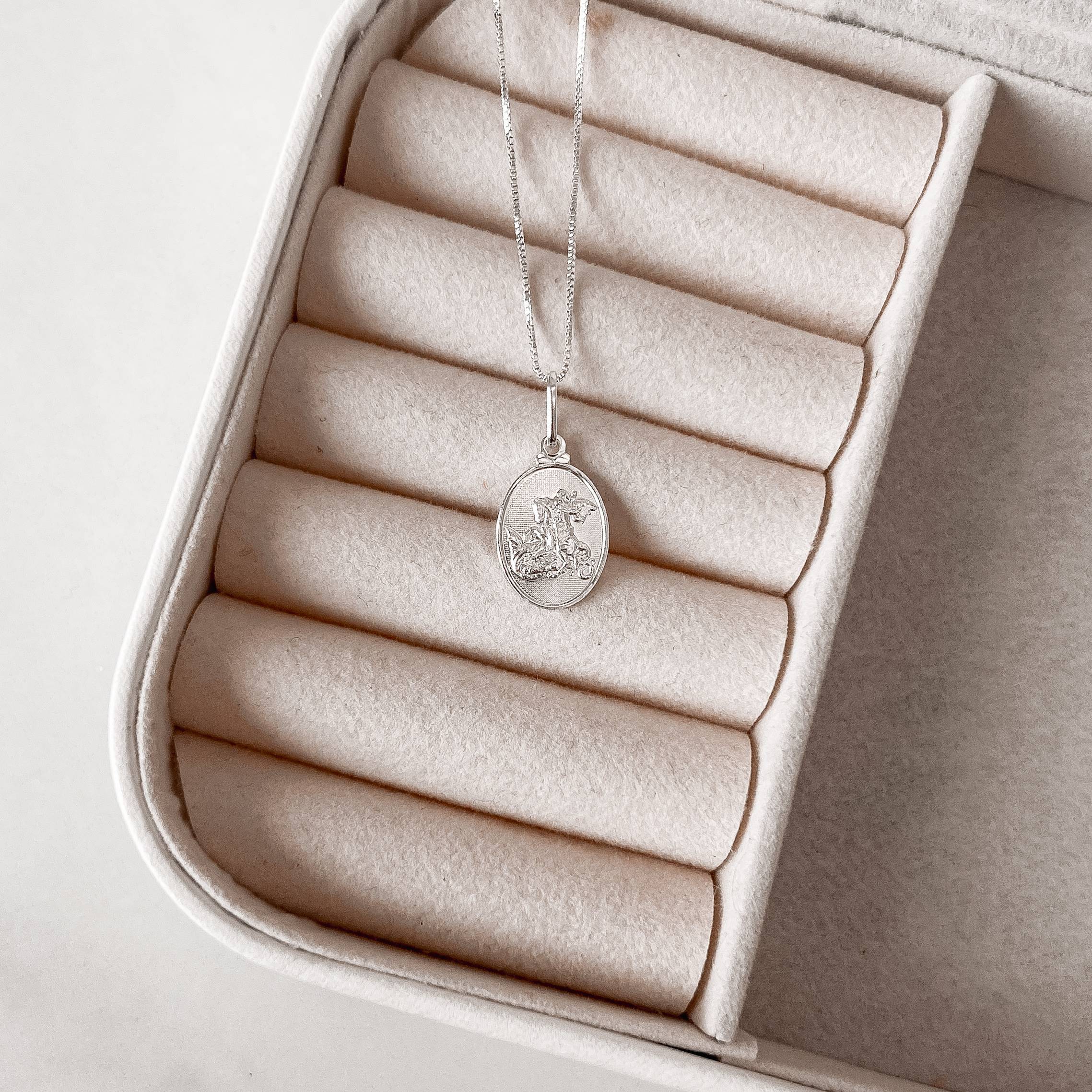 Colar pingente medalha São Jorge 16mm 45cm