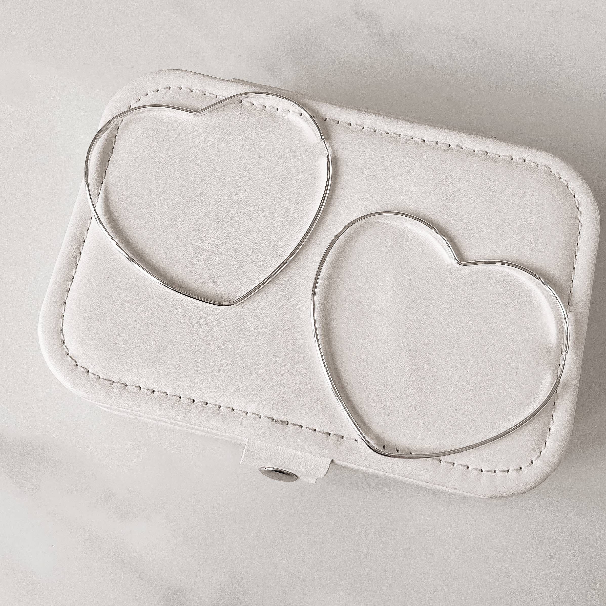 Imagem Secundária Argola coração 75mm fio meia cana