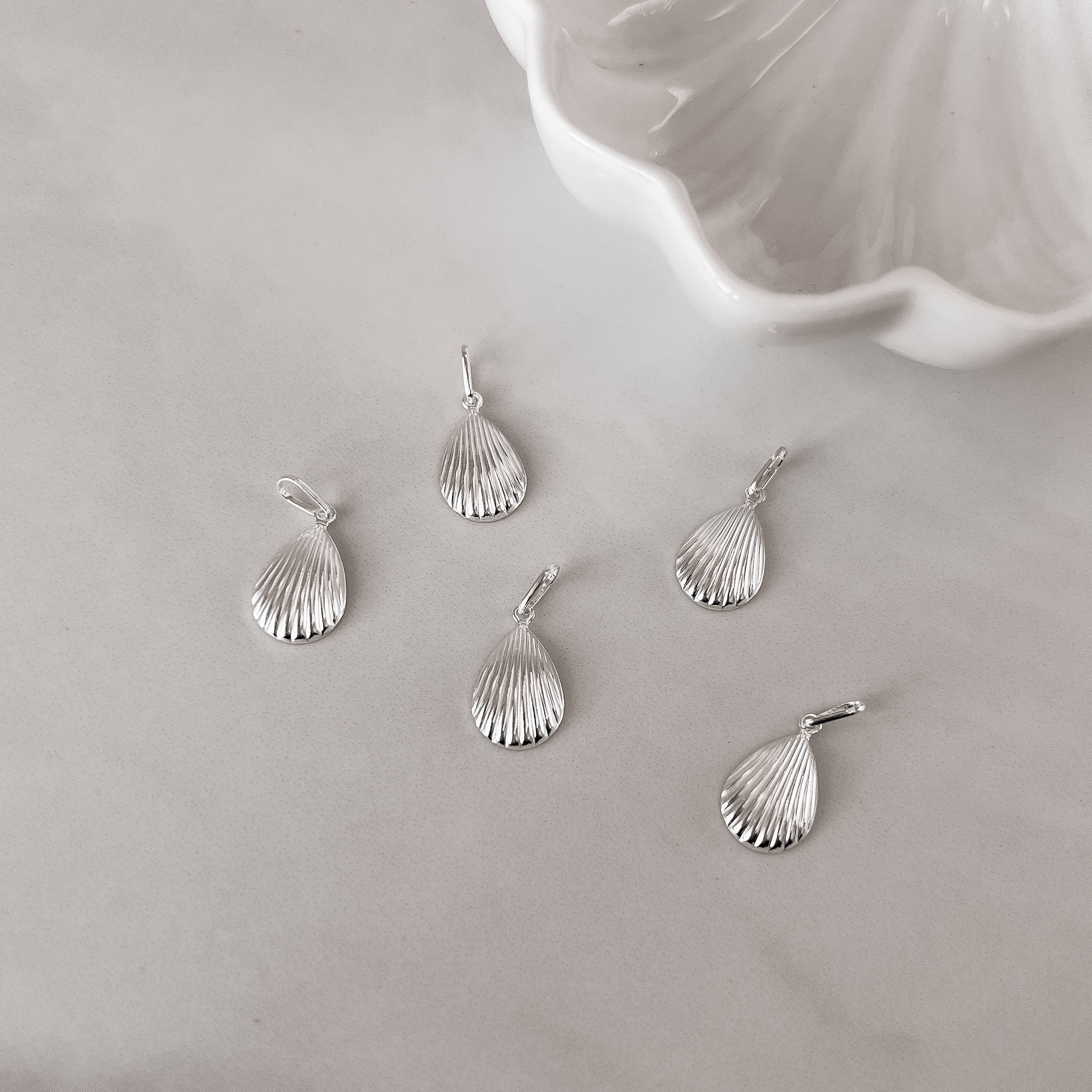 Pingente gota com vinco 16mm