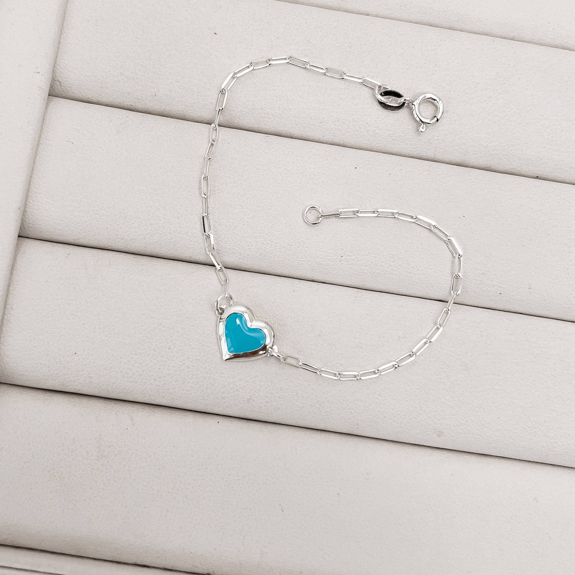 Pulseira entremeio coração 10mm resina azul tiffany