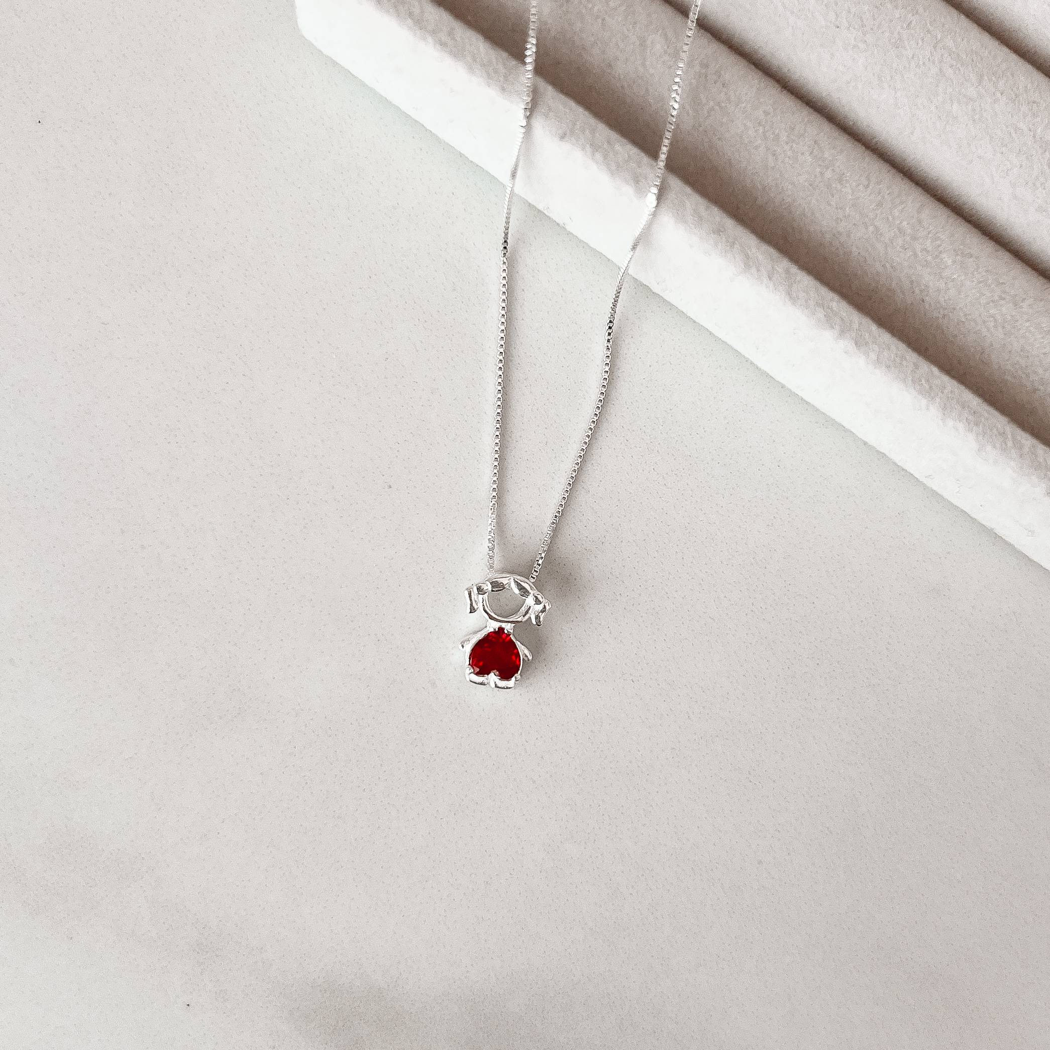 Imagem Colar menina com zircônia coração cereja 12mm 45cm