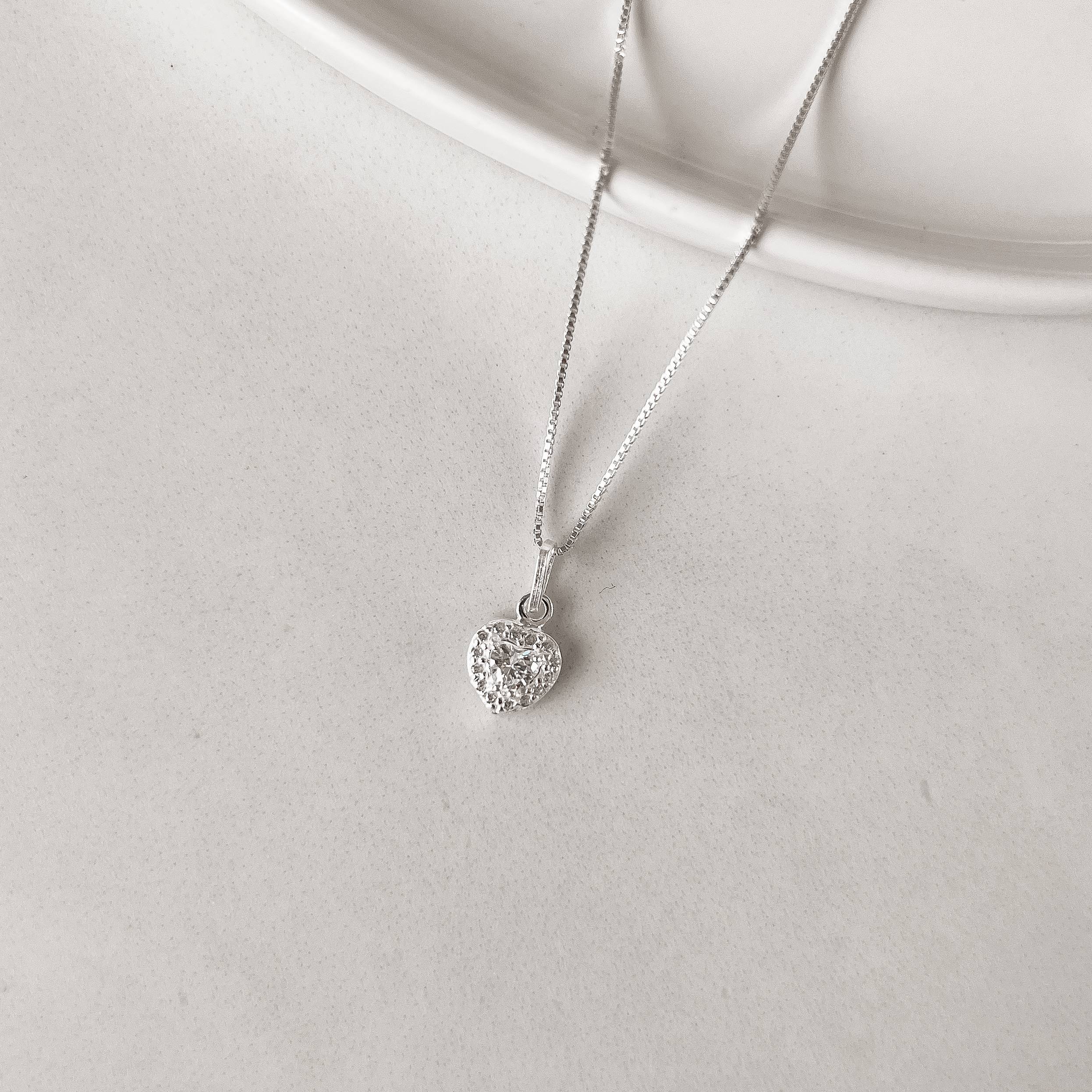 Imagem Colar pingente zircônia coração com cravejado 8mm 45cm