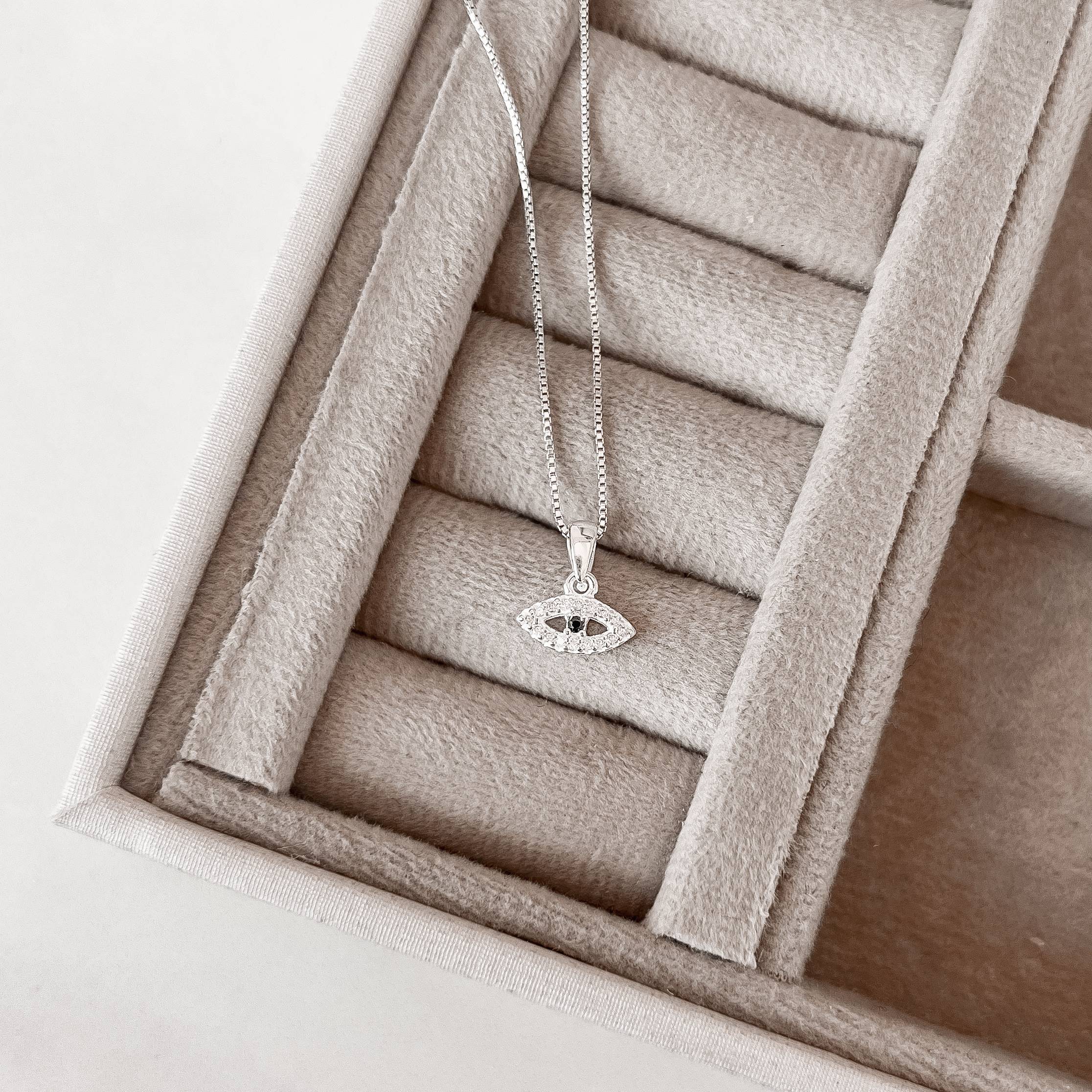 Imagem Colar pingente olho cravejado detalhe zircônia ônix 11mm 40cm