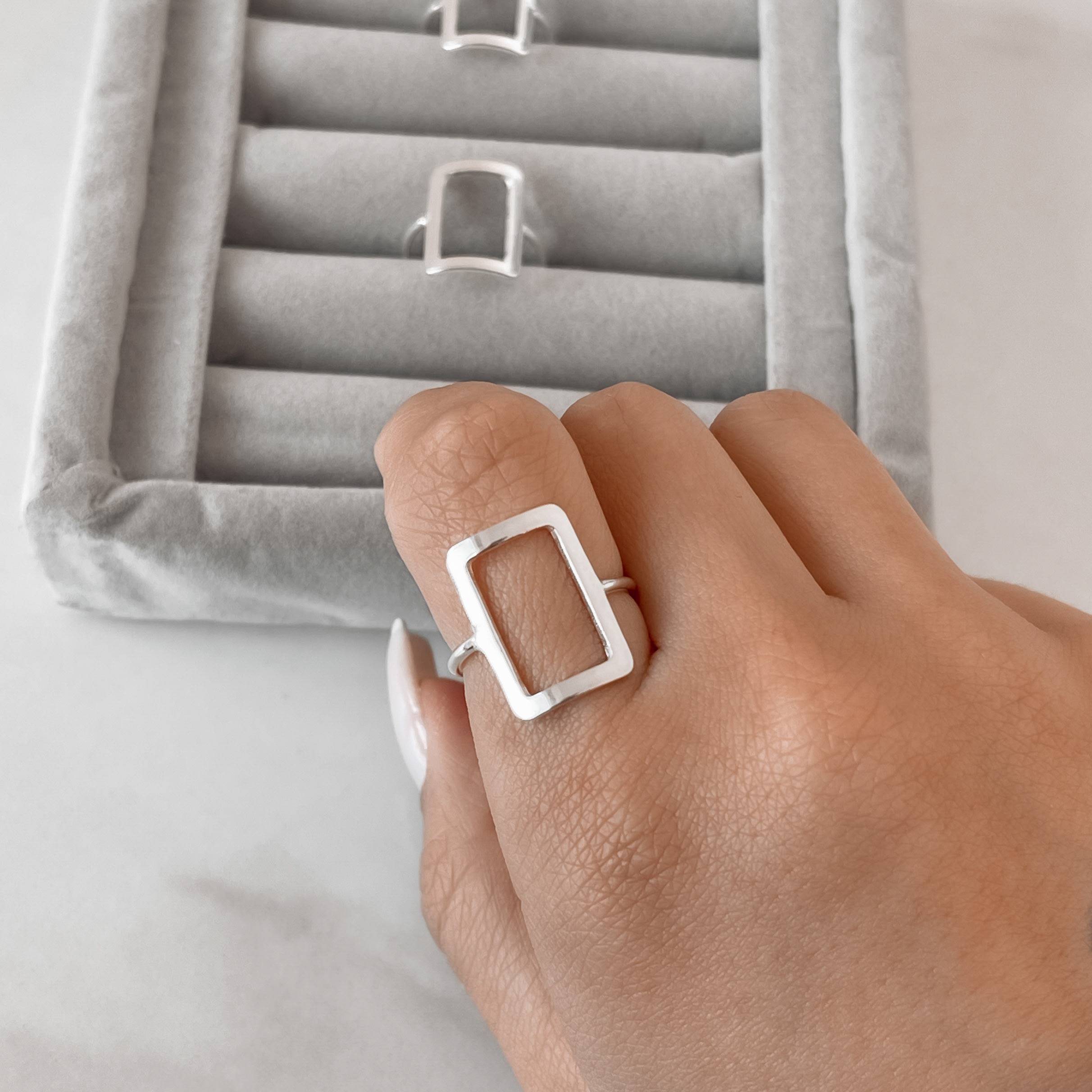 Imagem Anel retângulo vazado 18mm