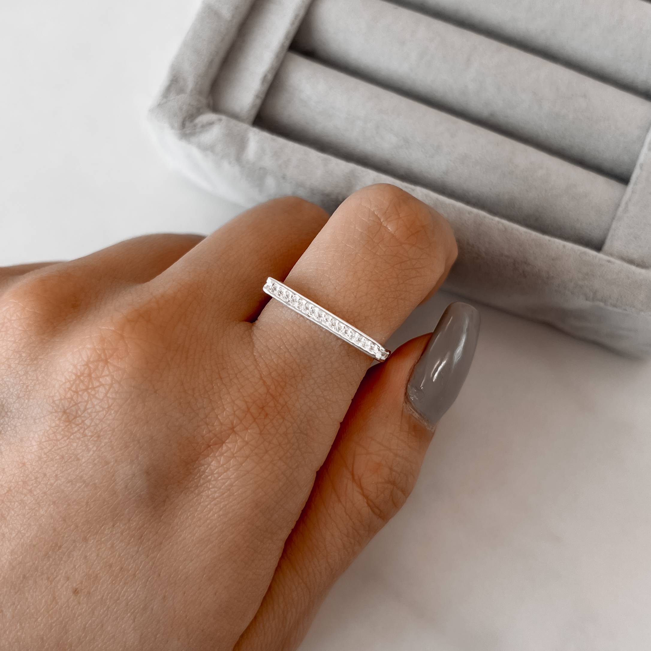 Imagem Secundária Anel quadrado todo cravejado