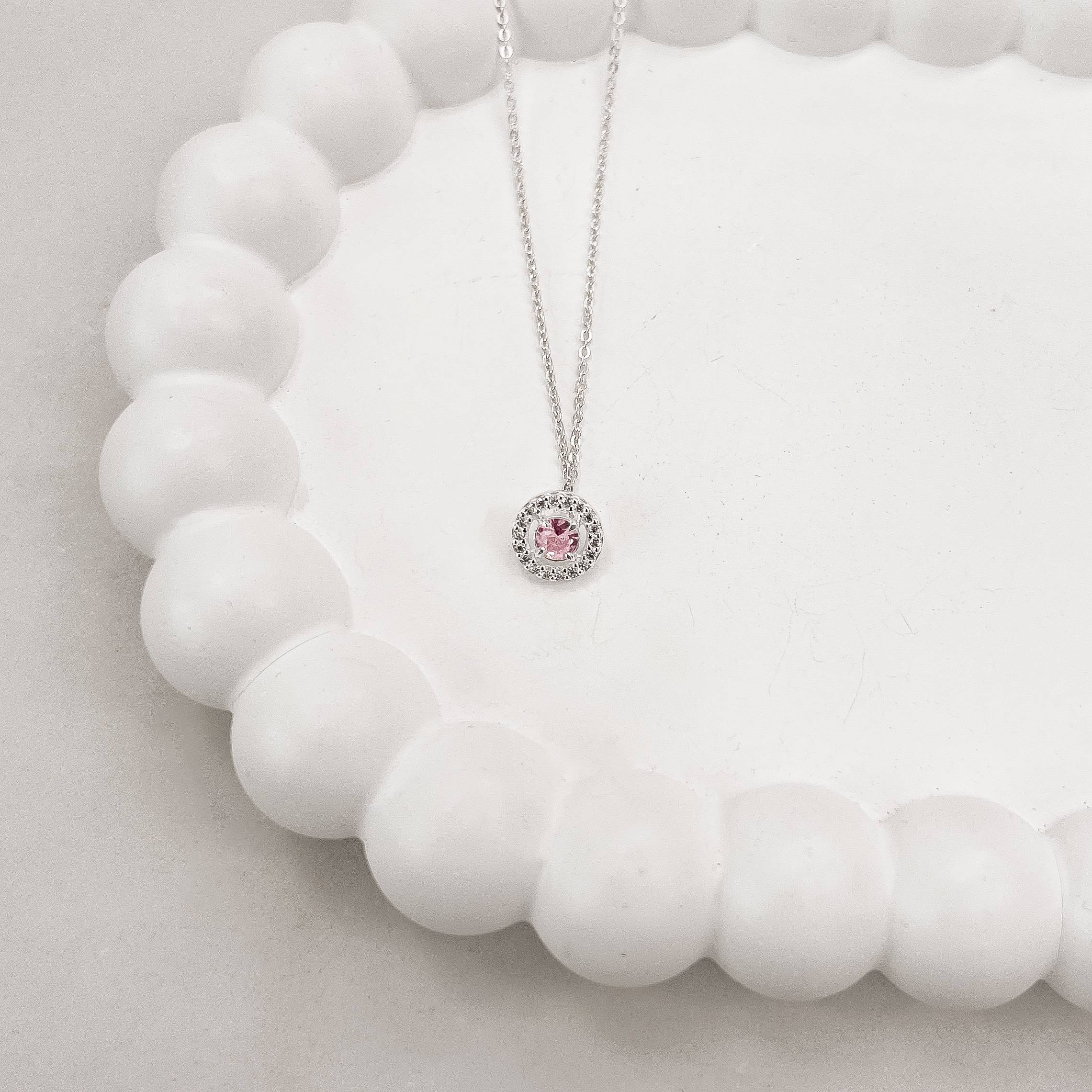 Imagem Colar zircônia redonda rosa com cravejado 9mm corrente cadeadinho 45cm