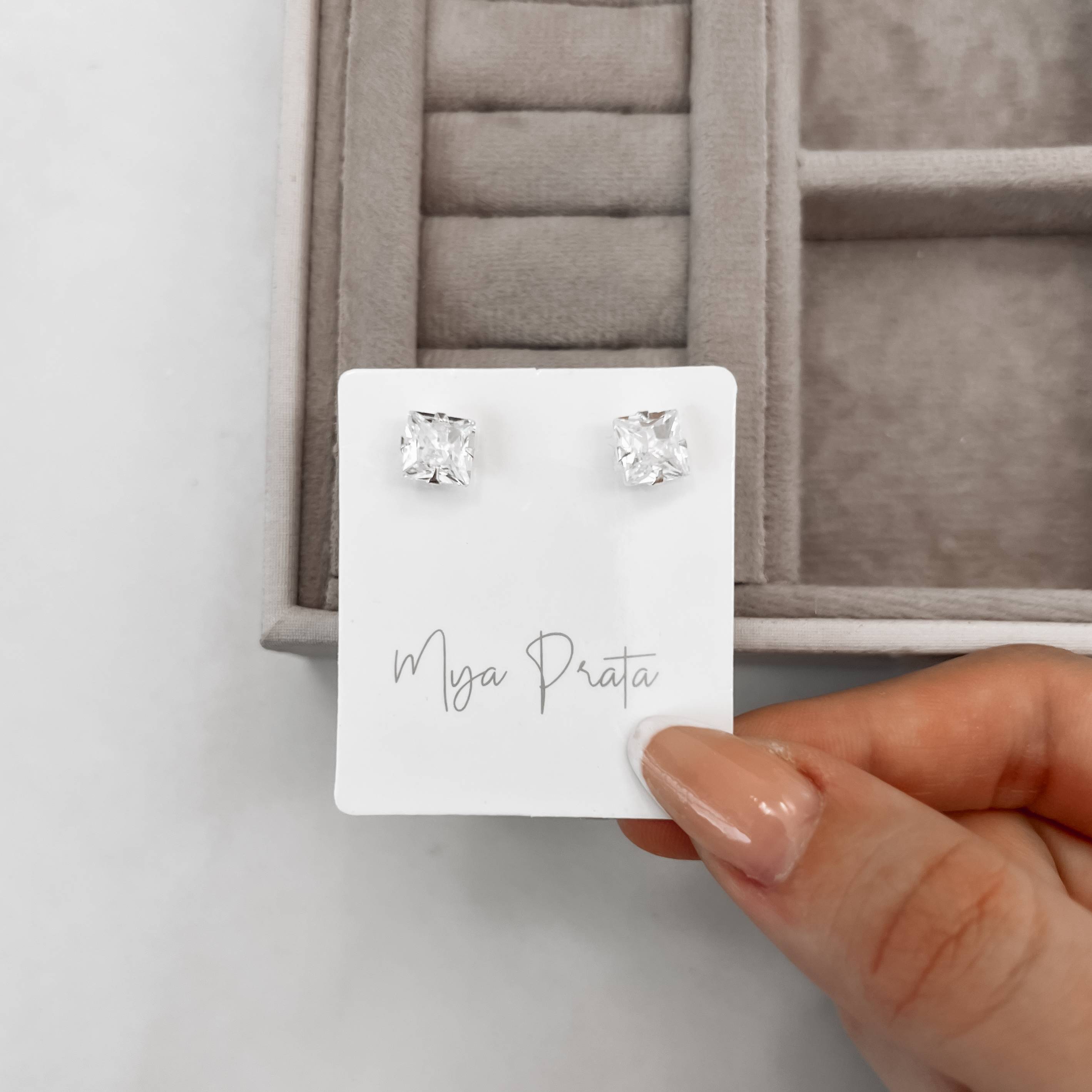 Imagem Secundária Brinco zircônia quadrada cristal 7mm