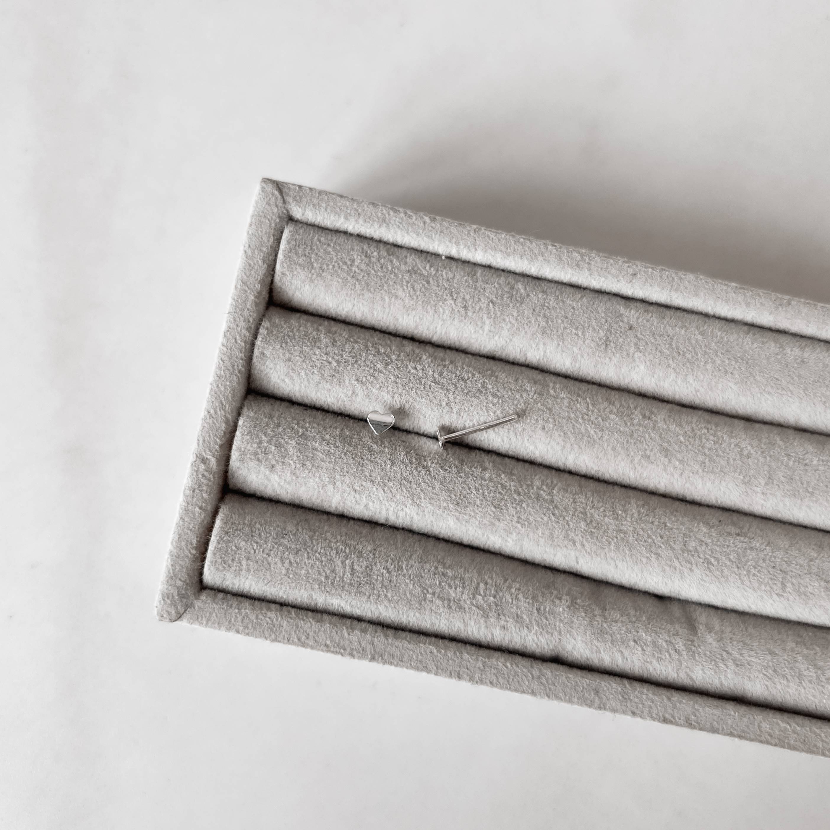 Imagem Secundária Brinco coração 3mm