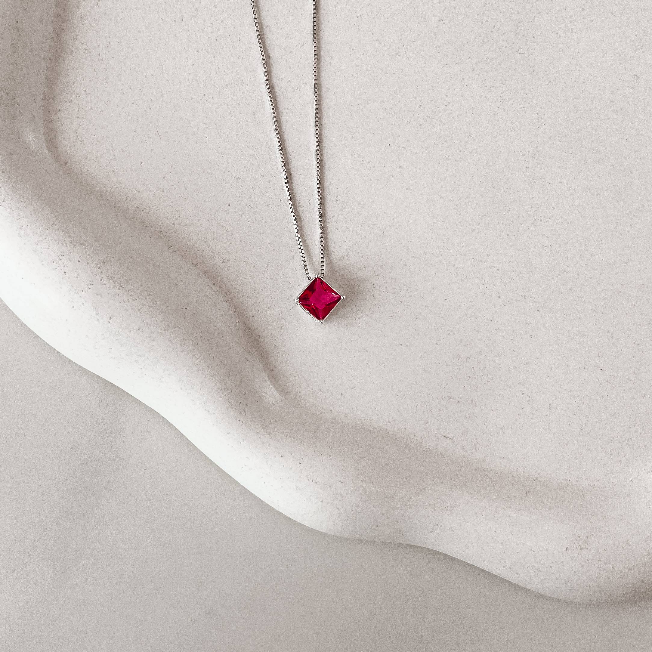 Colar zircônia losango cereja 10mm 45cm