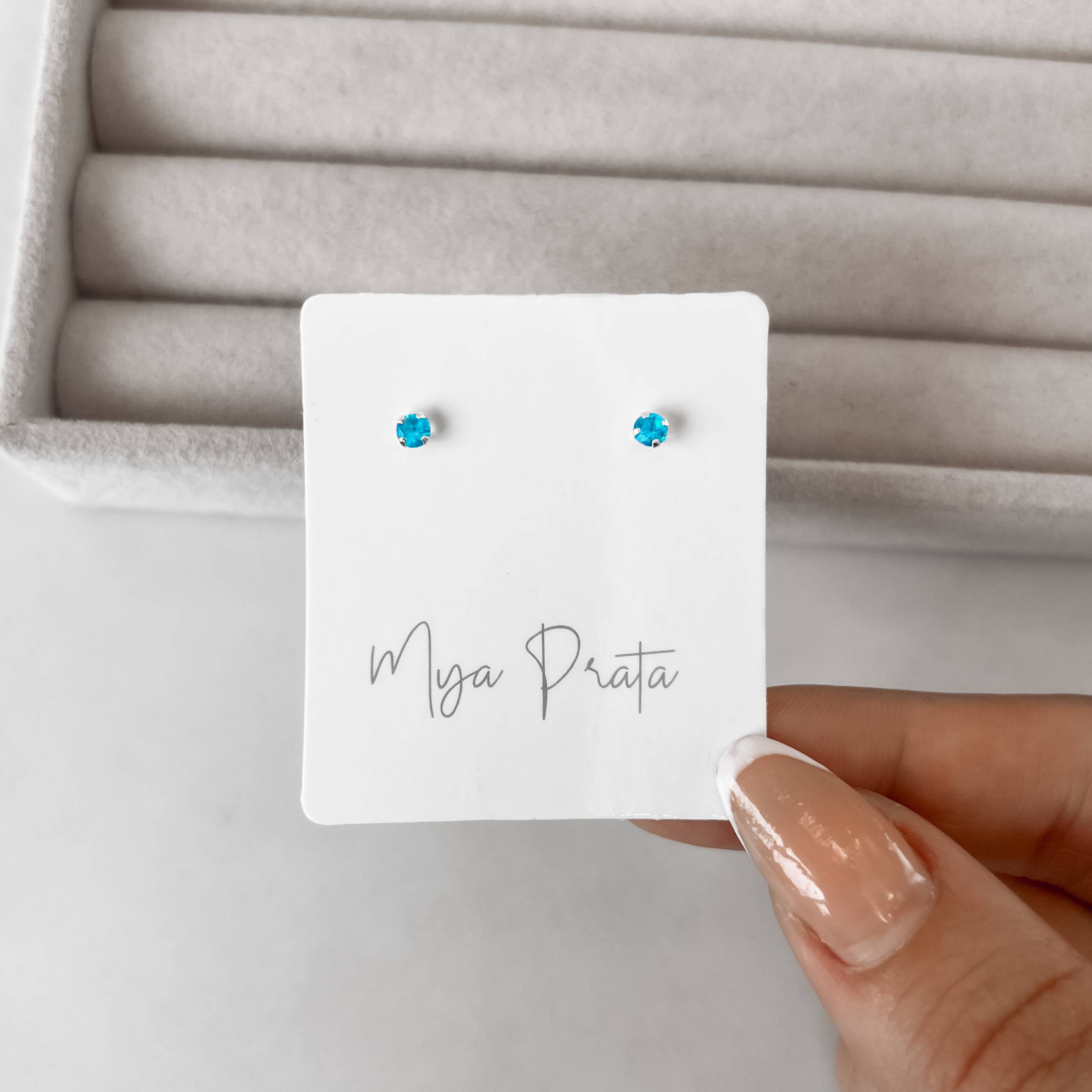 Imagem Secundária Brinco zircônia redonda azul 3mm garra