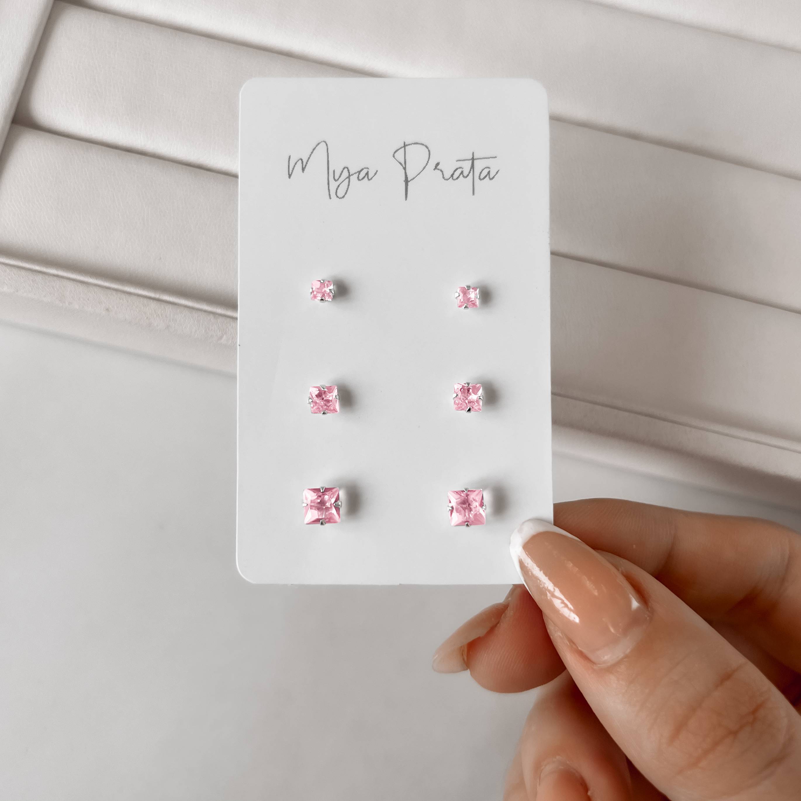 Trio zircônias quadradas 3, 4 e 5mm rosa