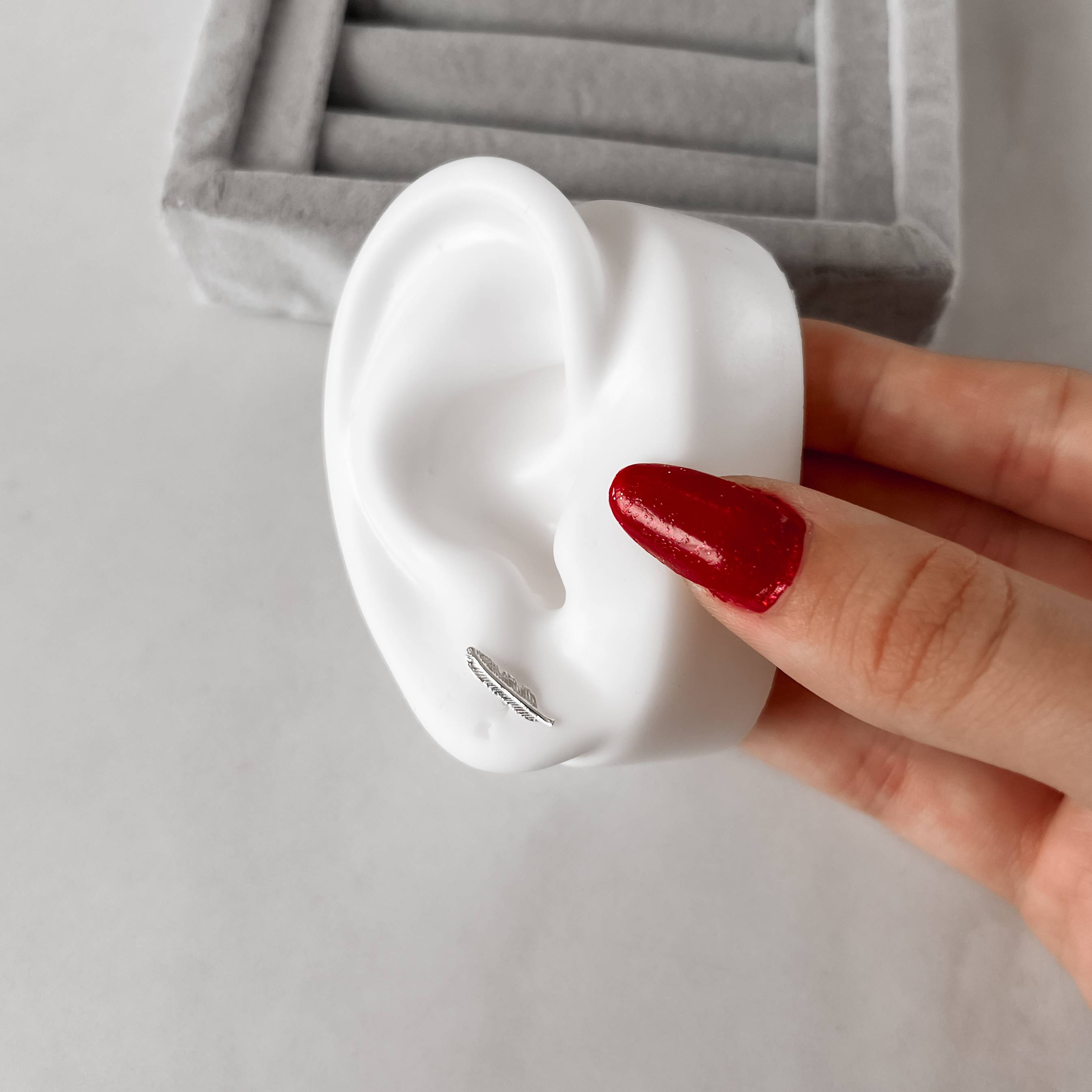 Imagem Secundária Brinco pena 13mm