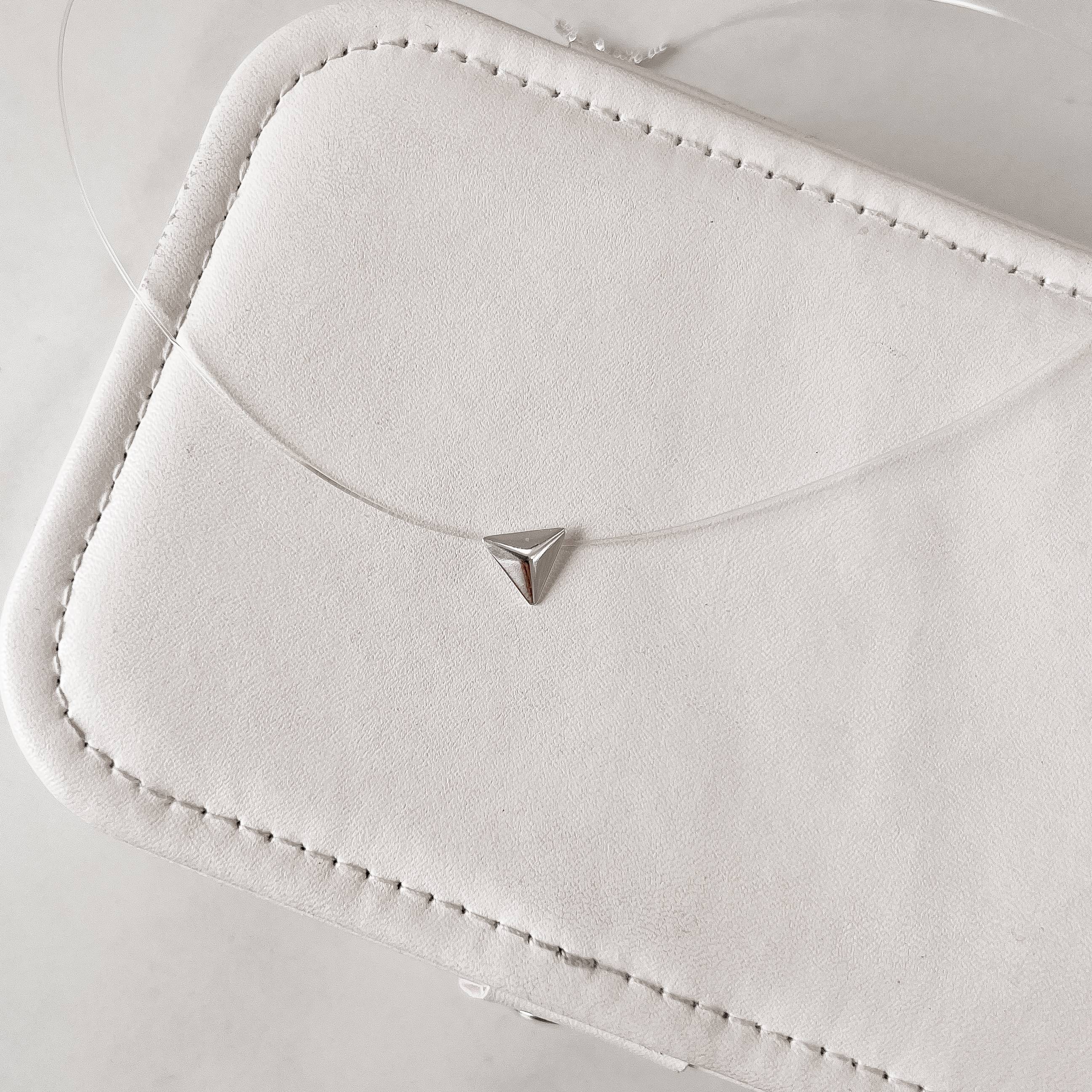 Imagem Colar nylon triângulo 40cm