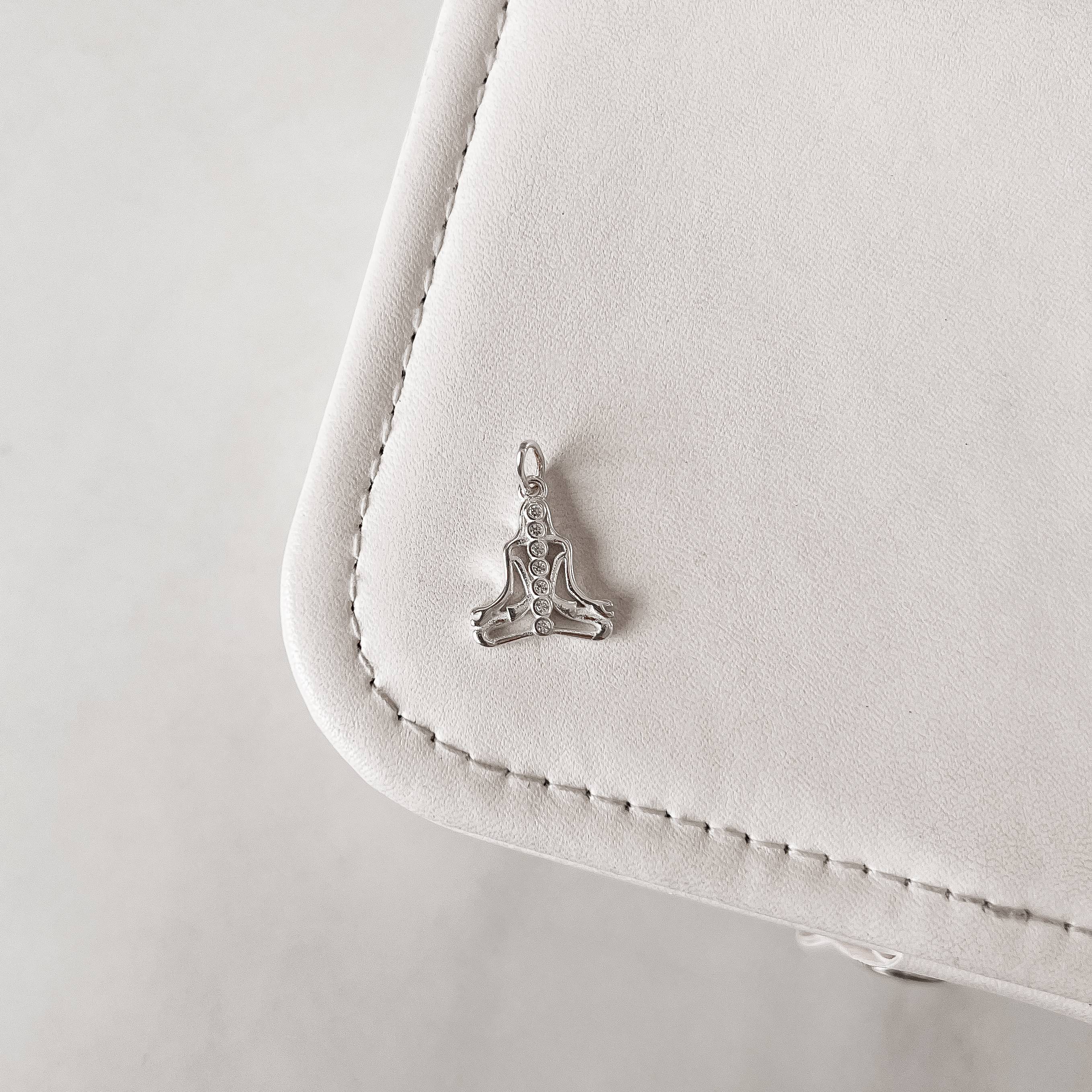 Pingente meditação 13mm