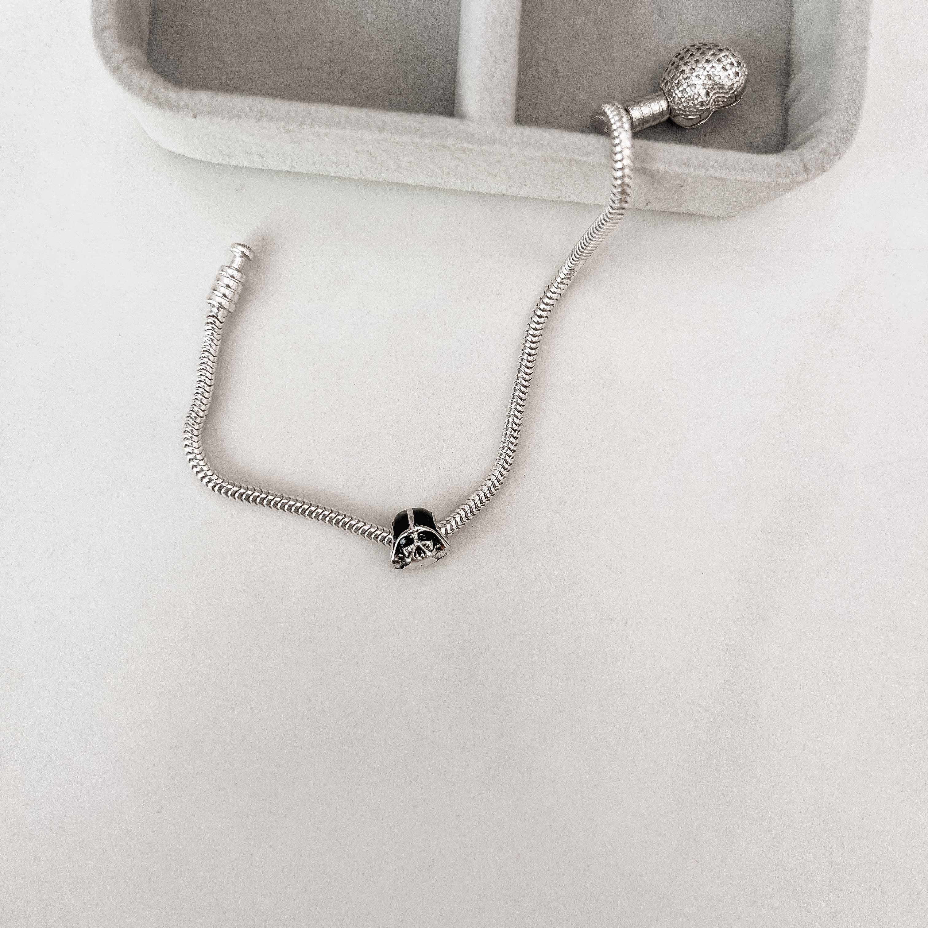 Berloque separador Darth Vader resina