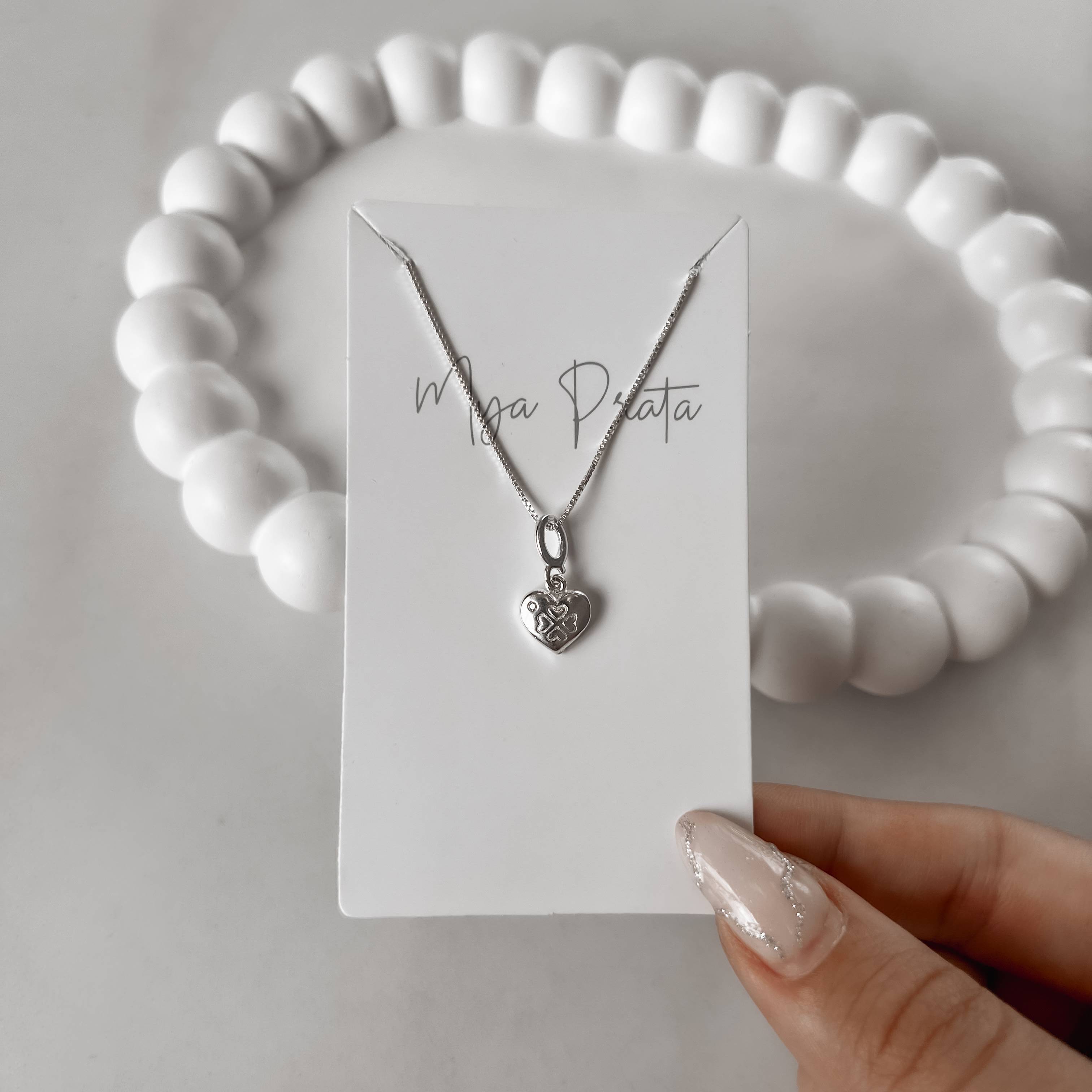 Imagem Colar pingente coração desenho trevo 9mm 45cm