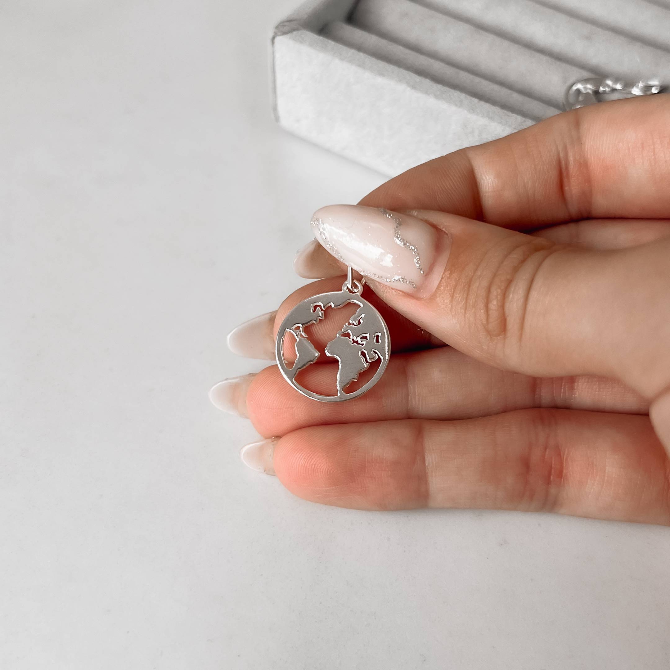 Imagem Secundária Pingente medalha mundo redonda 18mm