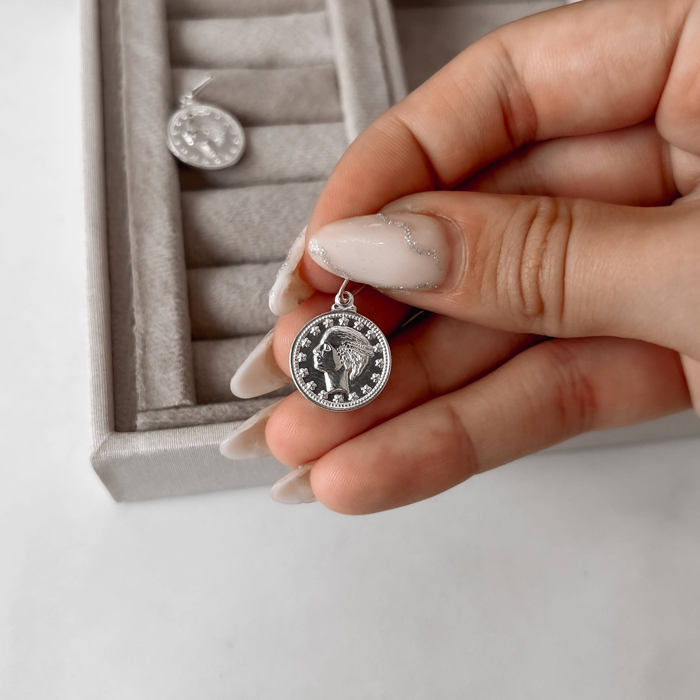 Imagem Secundária Pingente medalha moeda libra 15mm