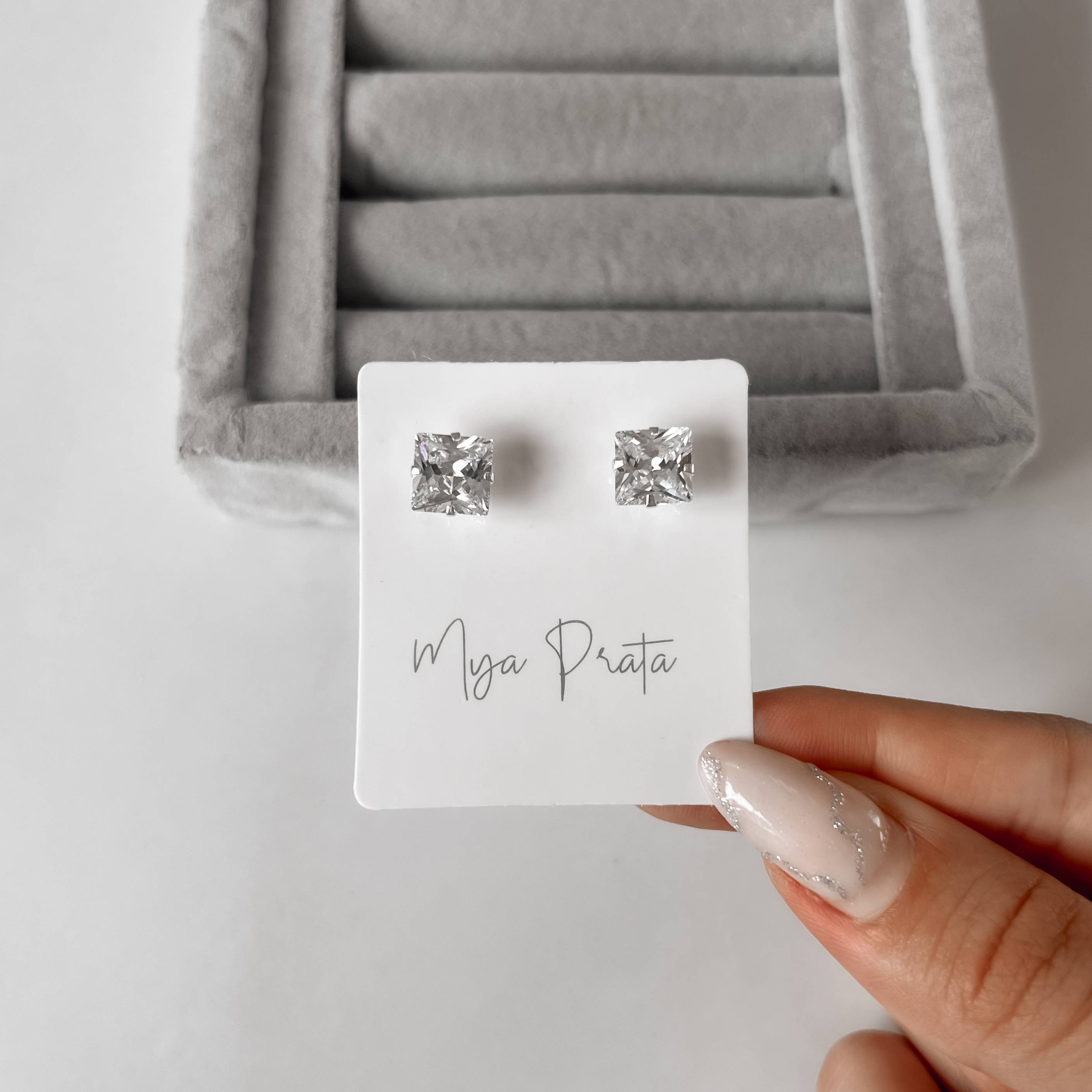 Imagem Secundária Brinco zircônia quadrada cristal 8mm