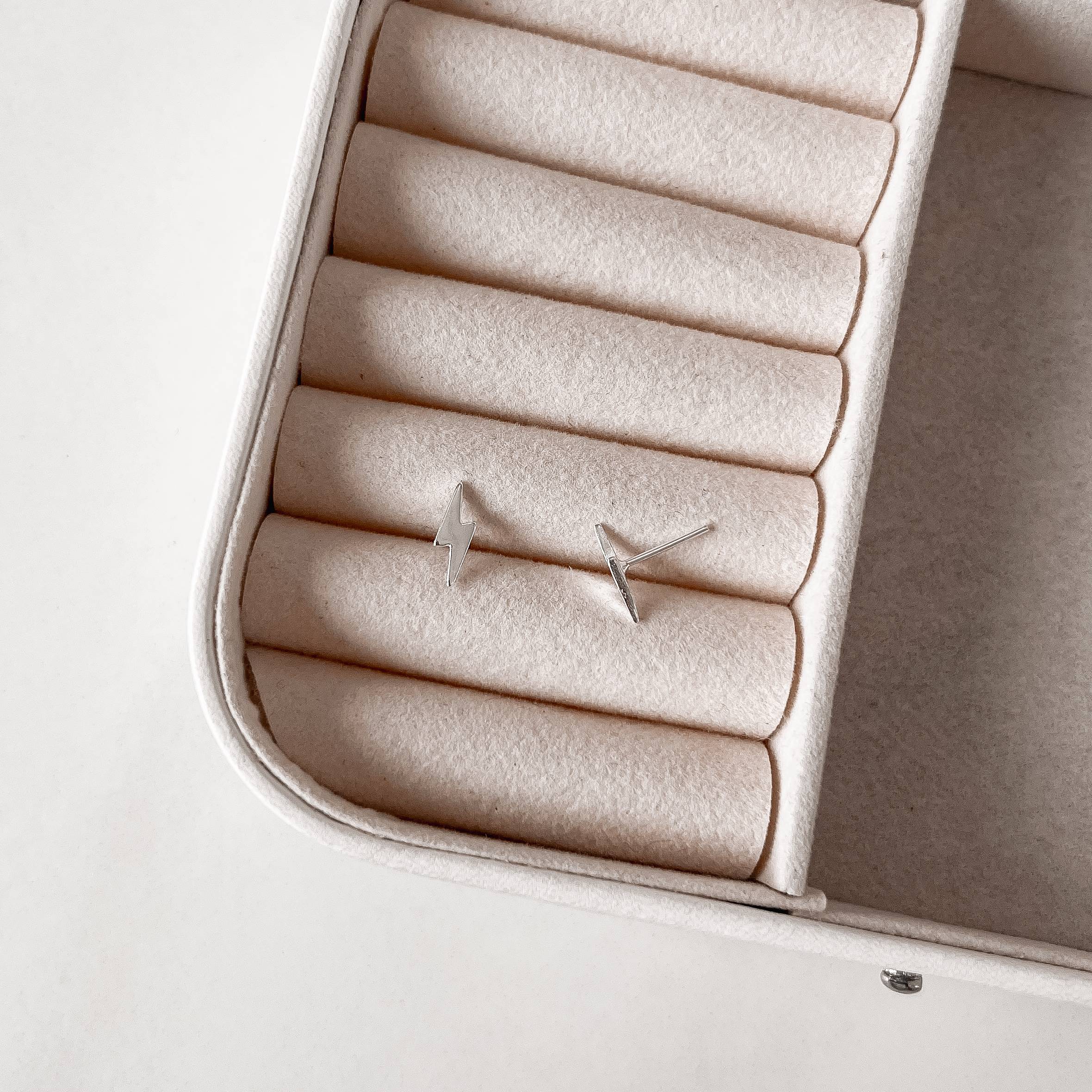 Imagem Secundária Brinco raio liso 11mm