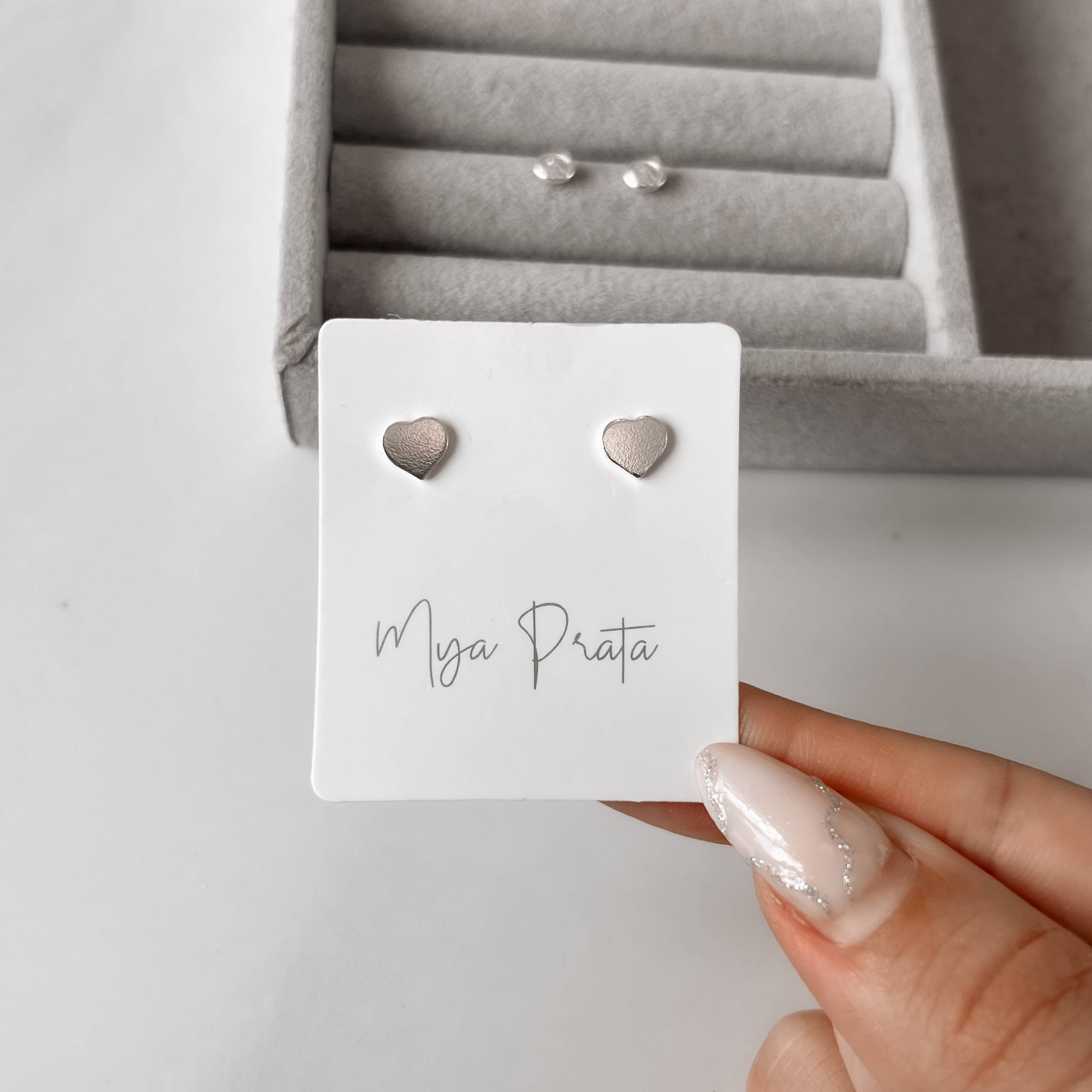 Imagem Secundária Brinco infantil coração 6mm tarraxa baby