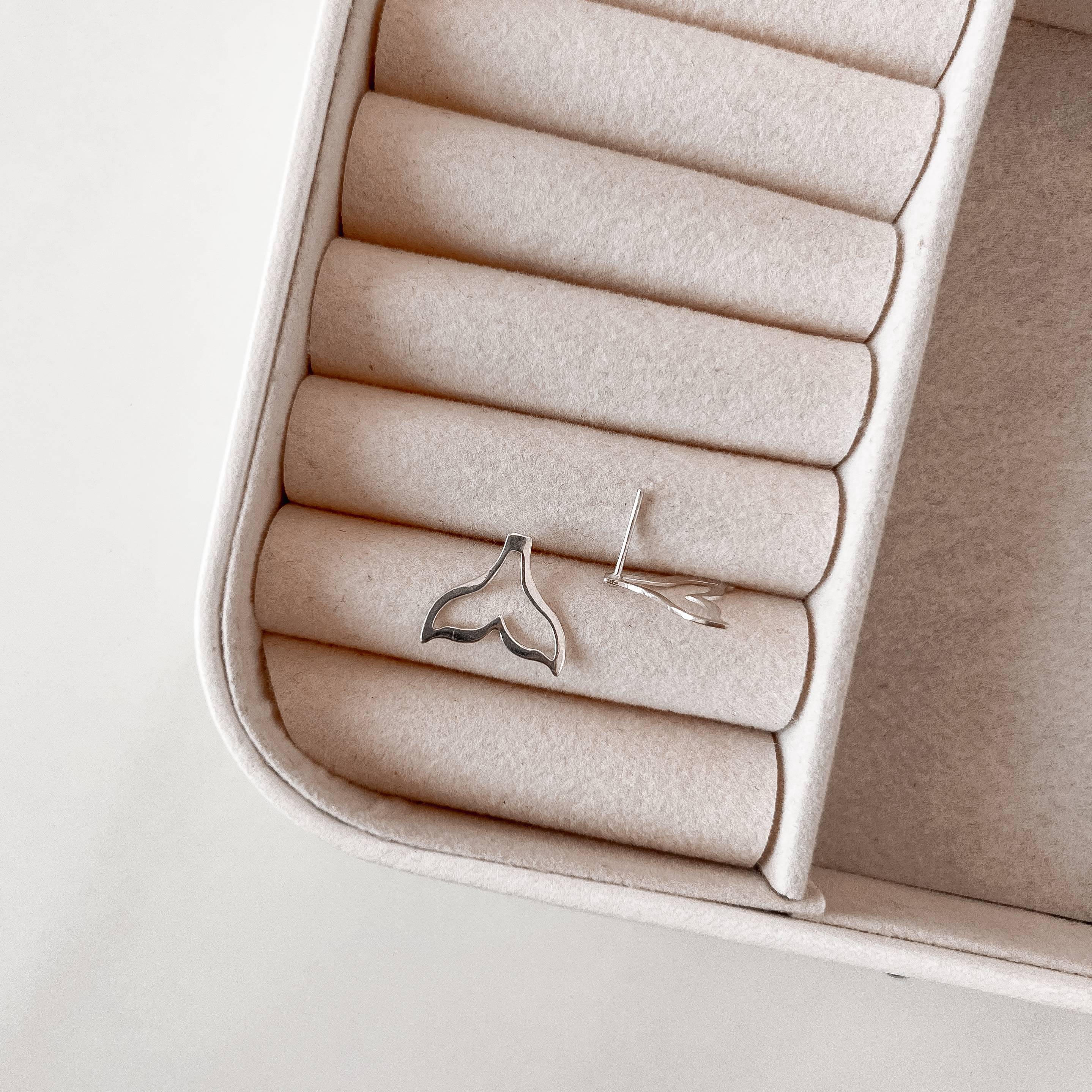 Imagem Secundária Brinco sereia vazada 15mm