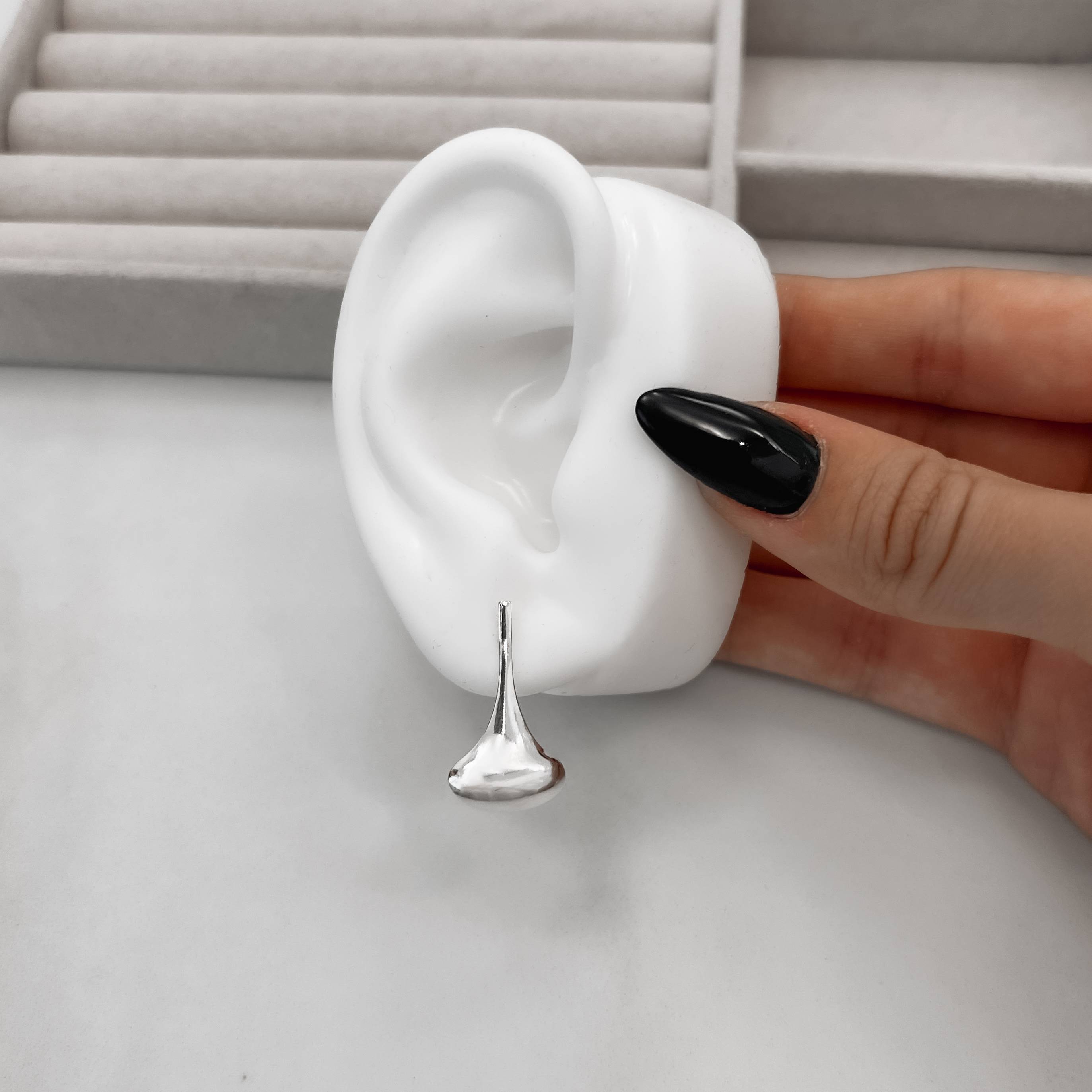 Imagem Brinco oval alongado 25mm