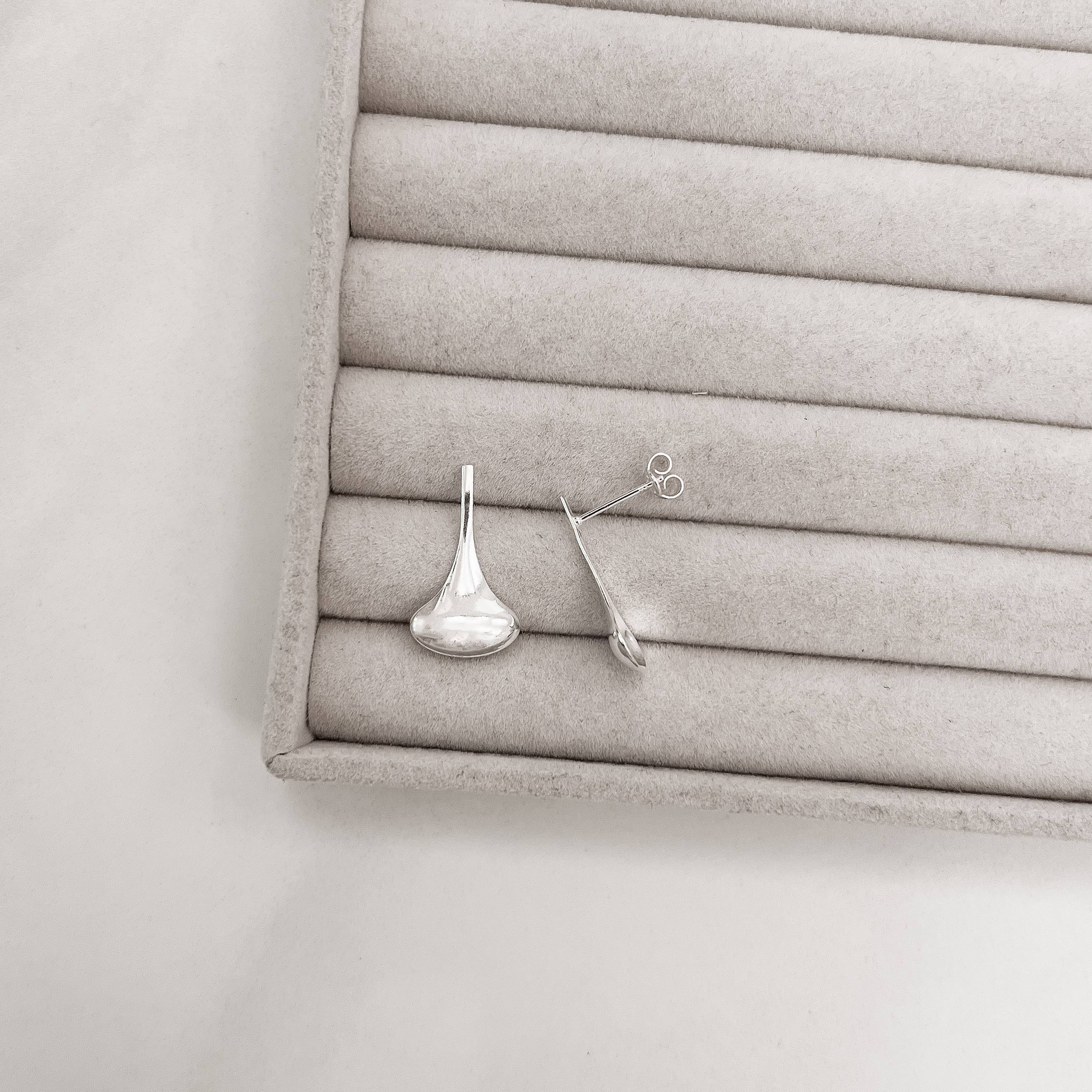 Imagem Secundária Brinco oval alongado 25mm