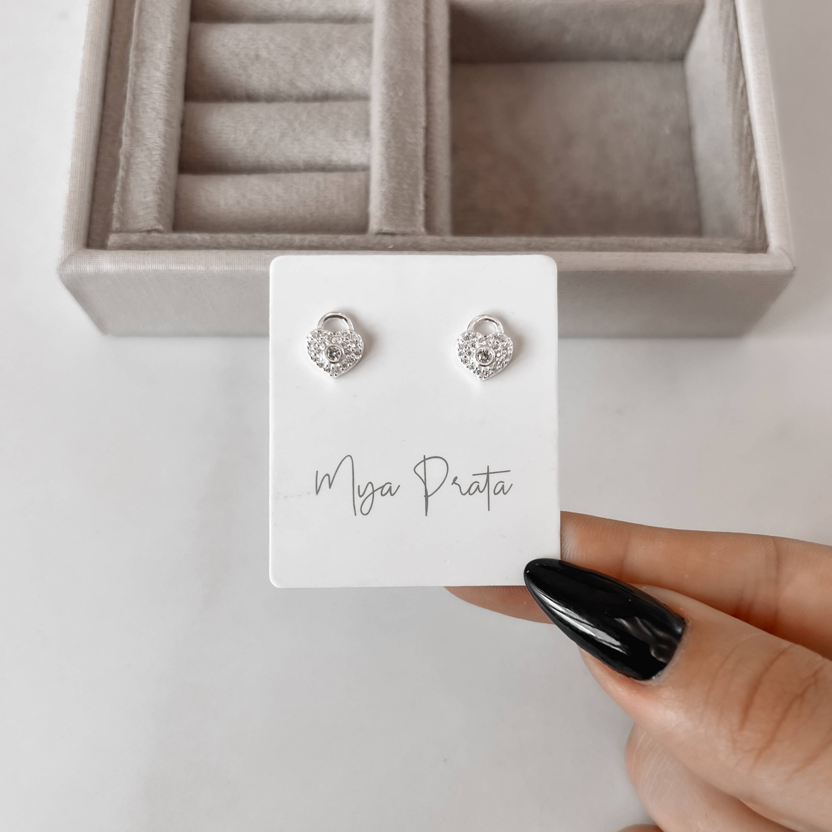 Imagem Secundária Brinco cadeado coração cravejado 9mm