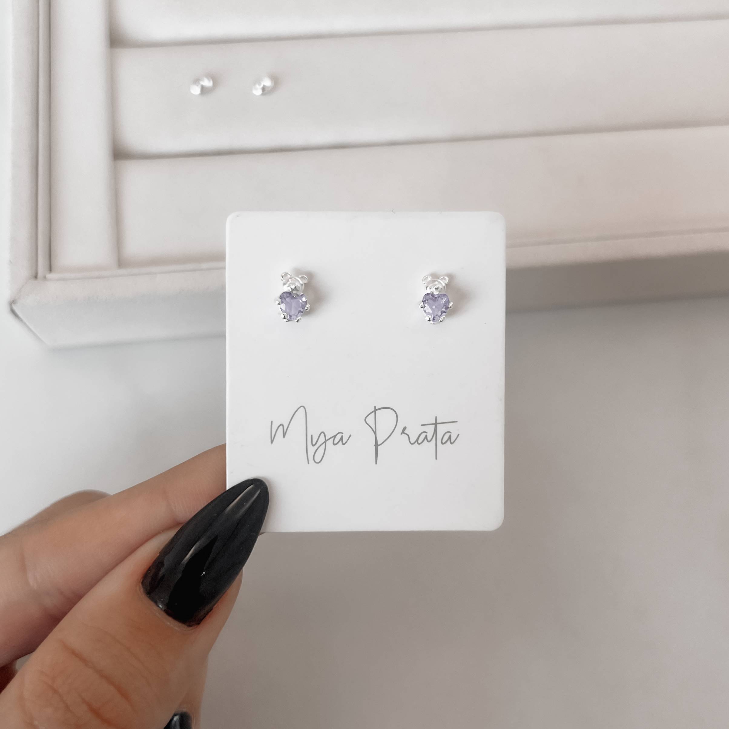 Imagem Brinco infantil urso com zircônia coração lilás 7mm tarraxa baby