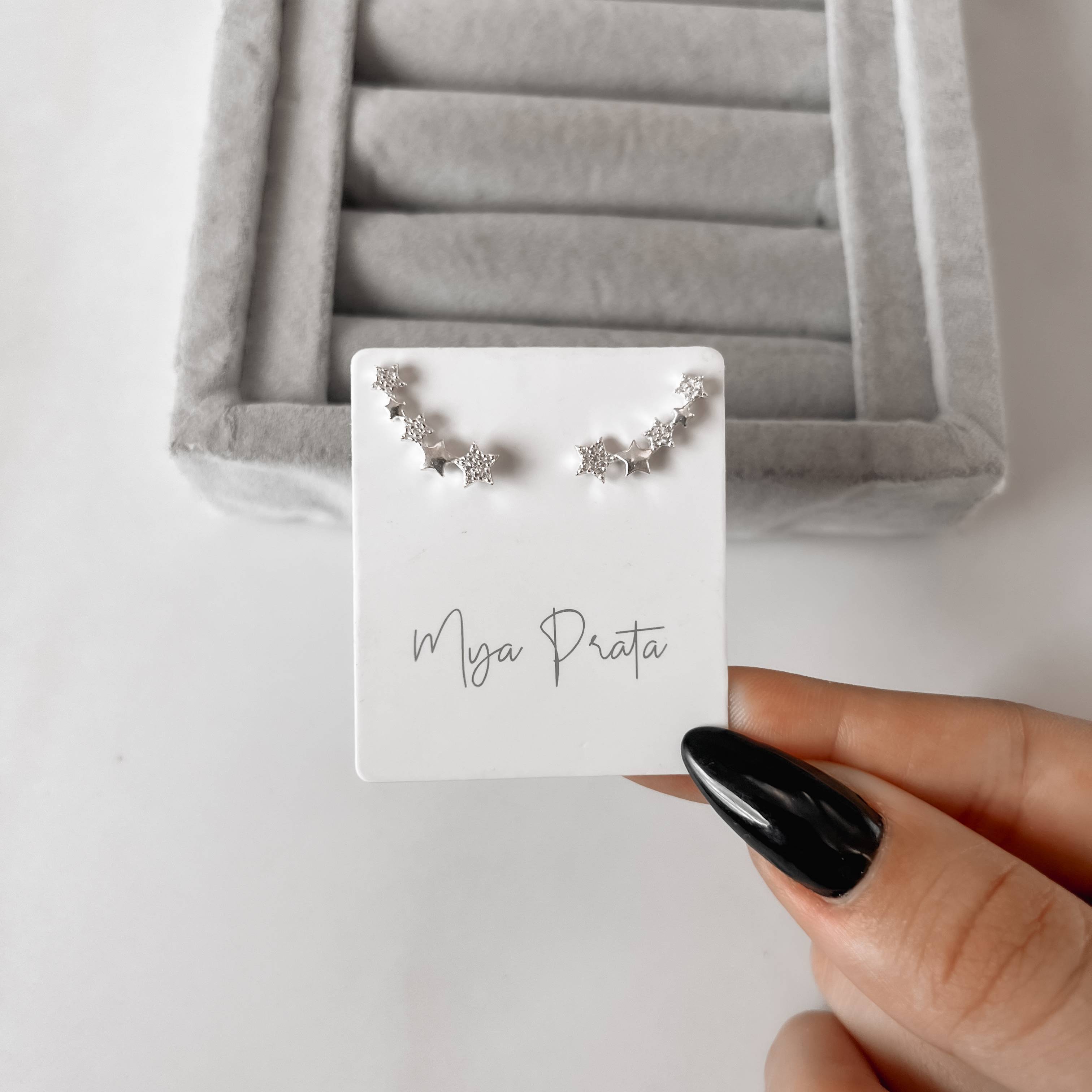 Imagem Brinco ear cuff estrelas lisas e cravejadas 18mm tarraxa