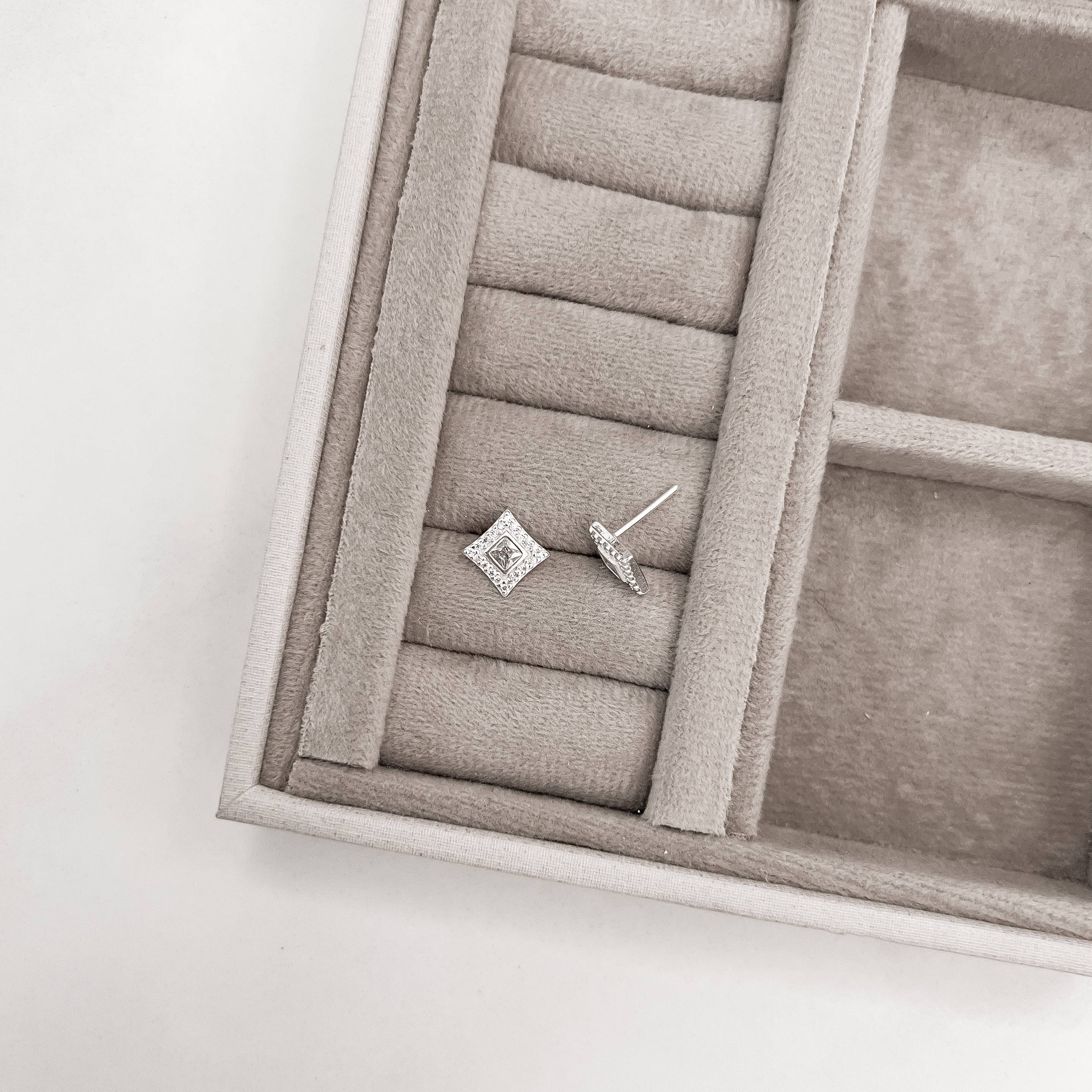 Imagem Secundária Brinco zircônia losango com cravejado 11mm