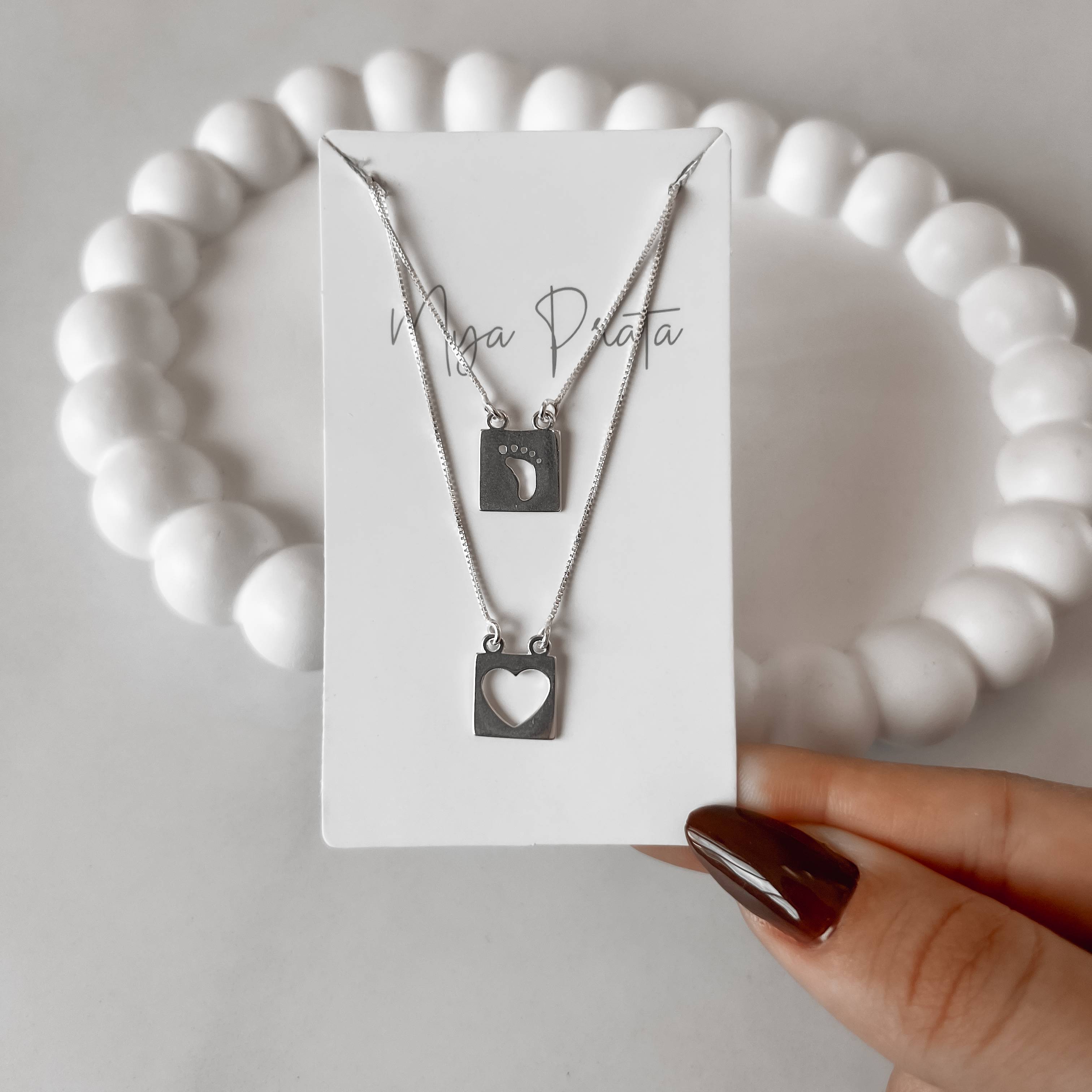 Escapulário placas pé e coração vazado v12 60cm