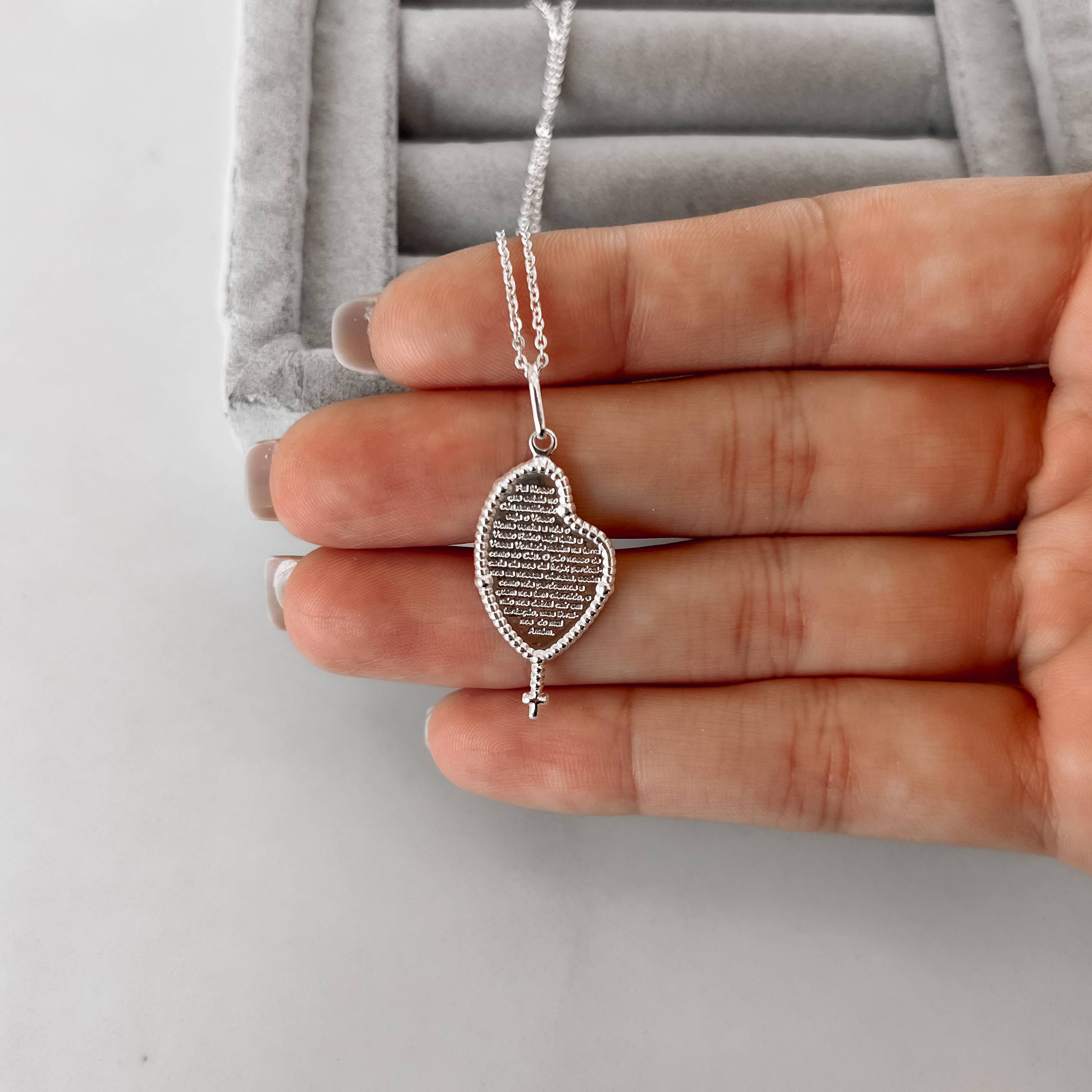 Imagem Secundária Colar pingente terço Pai Nosso 26mm corrente cadeadinho 45cm