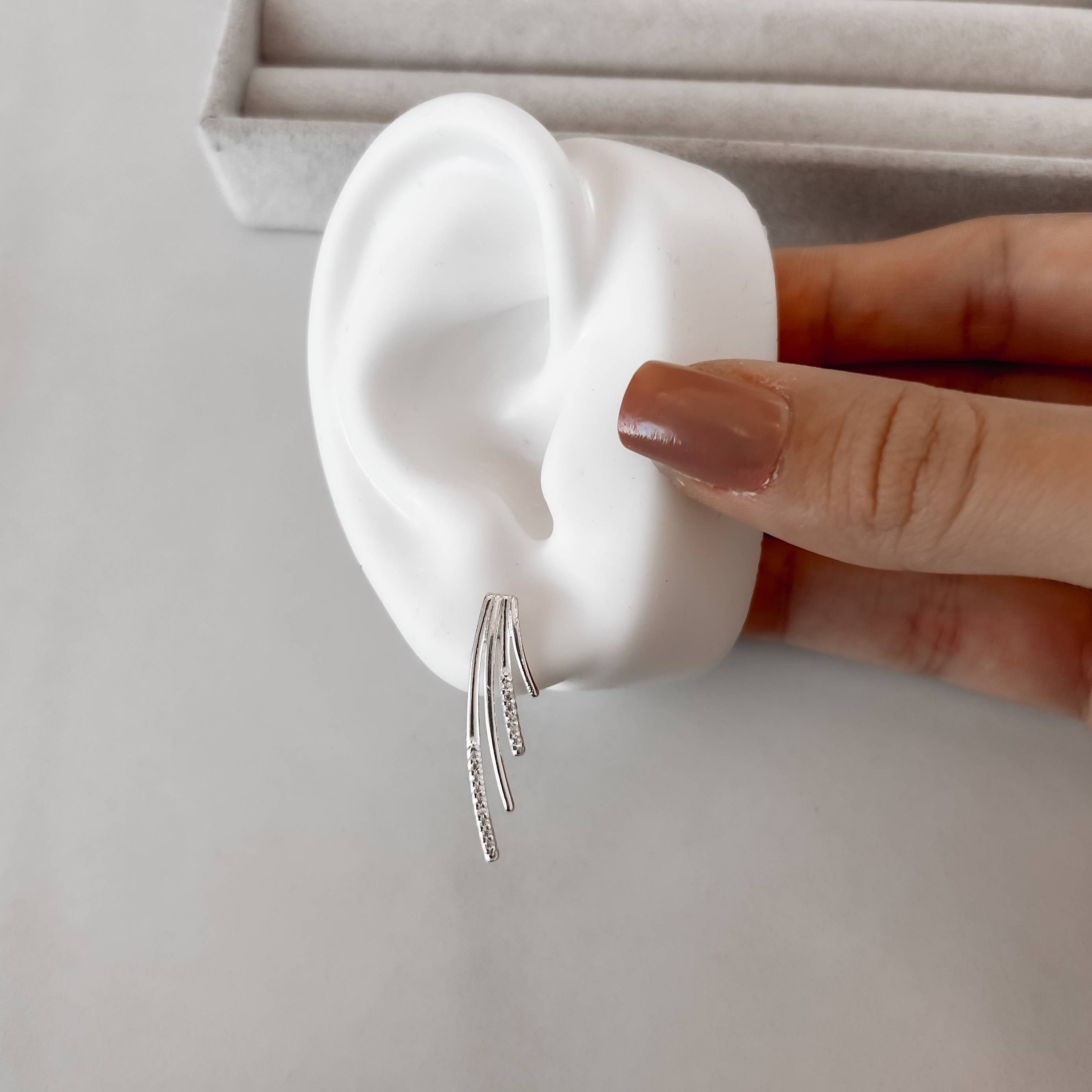 Imagem Secundária Brinco bastões liso e cravejado 30mm