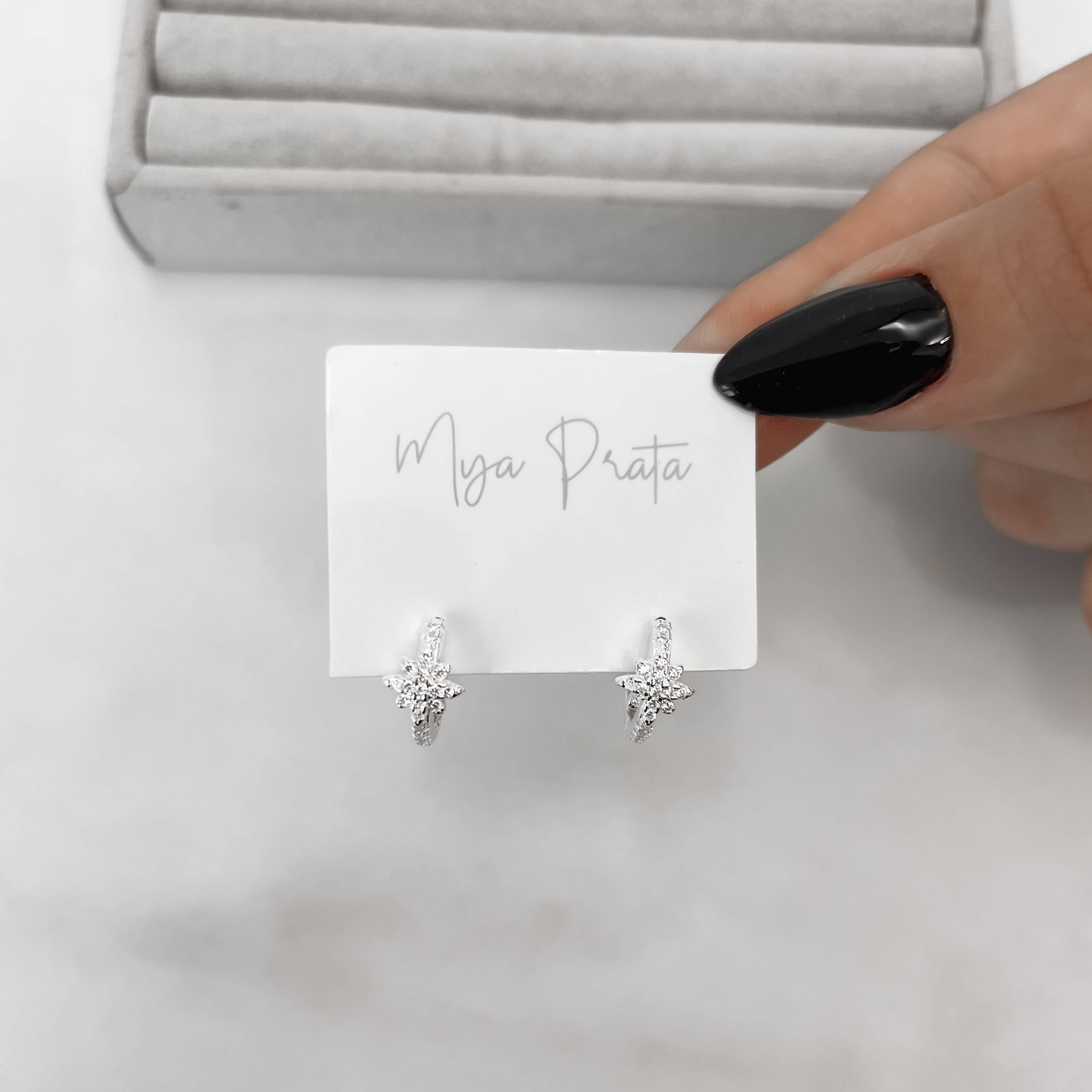 Imagem Argola click estrela 8 pontas cravejada 13mm