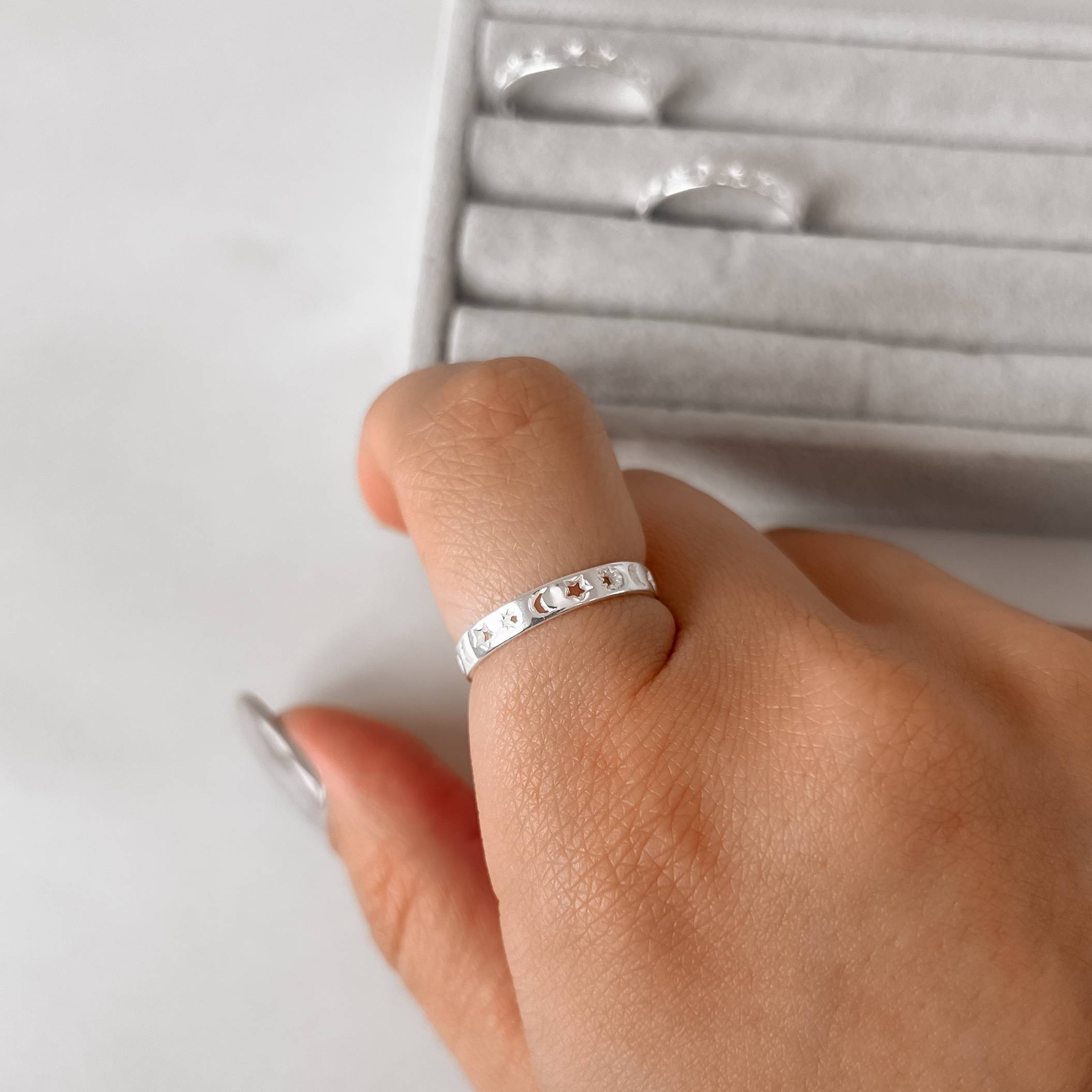 Imagem Secundária Aliança lua, estrela e sol